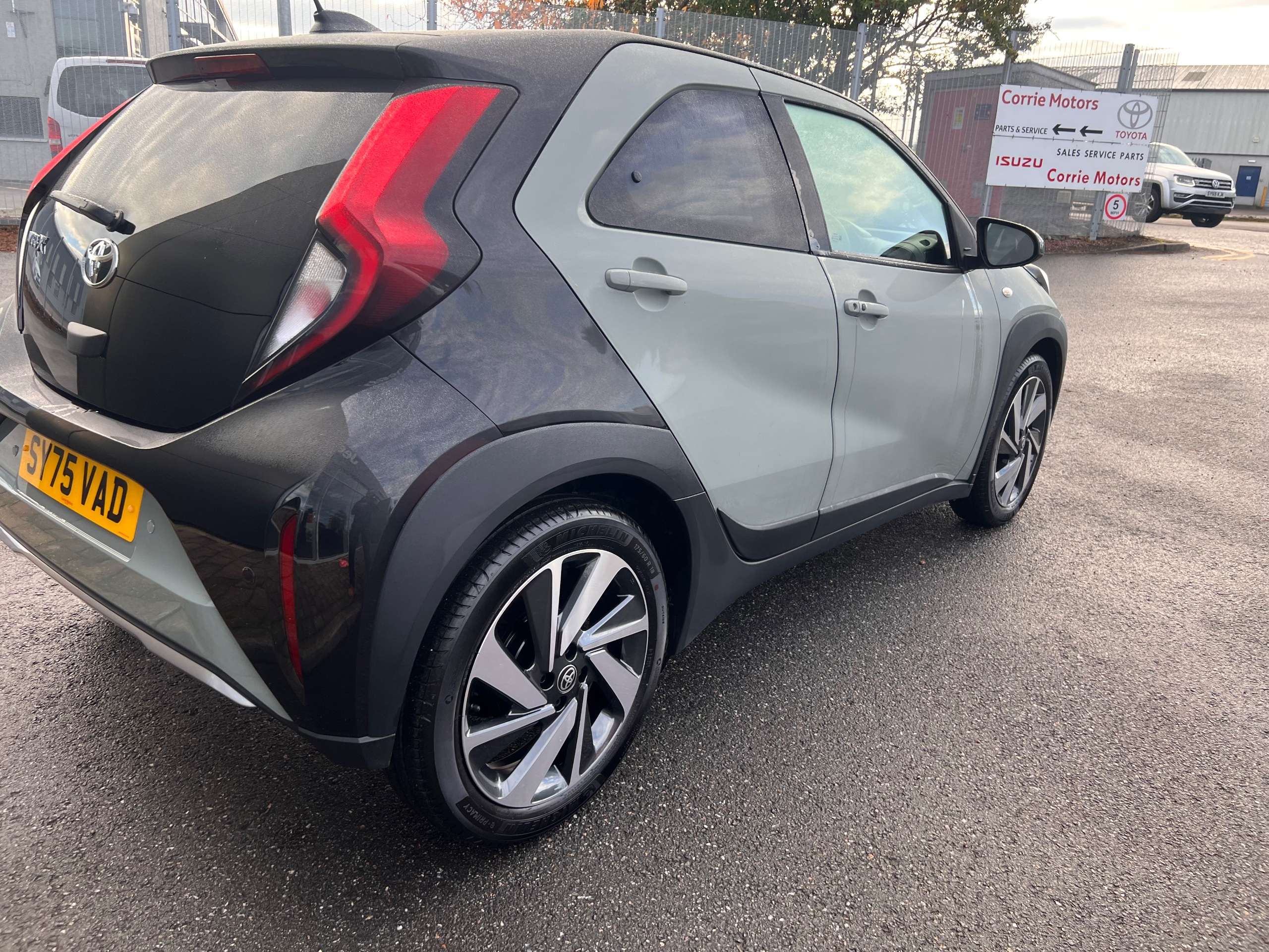 2025 TOYOTA AYGO X 2025 TOYOTA AYGO X