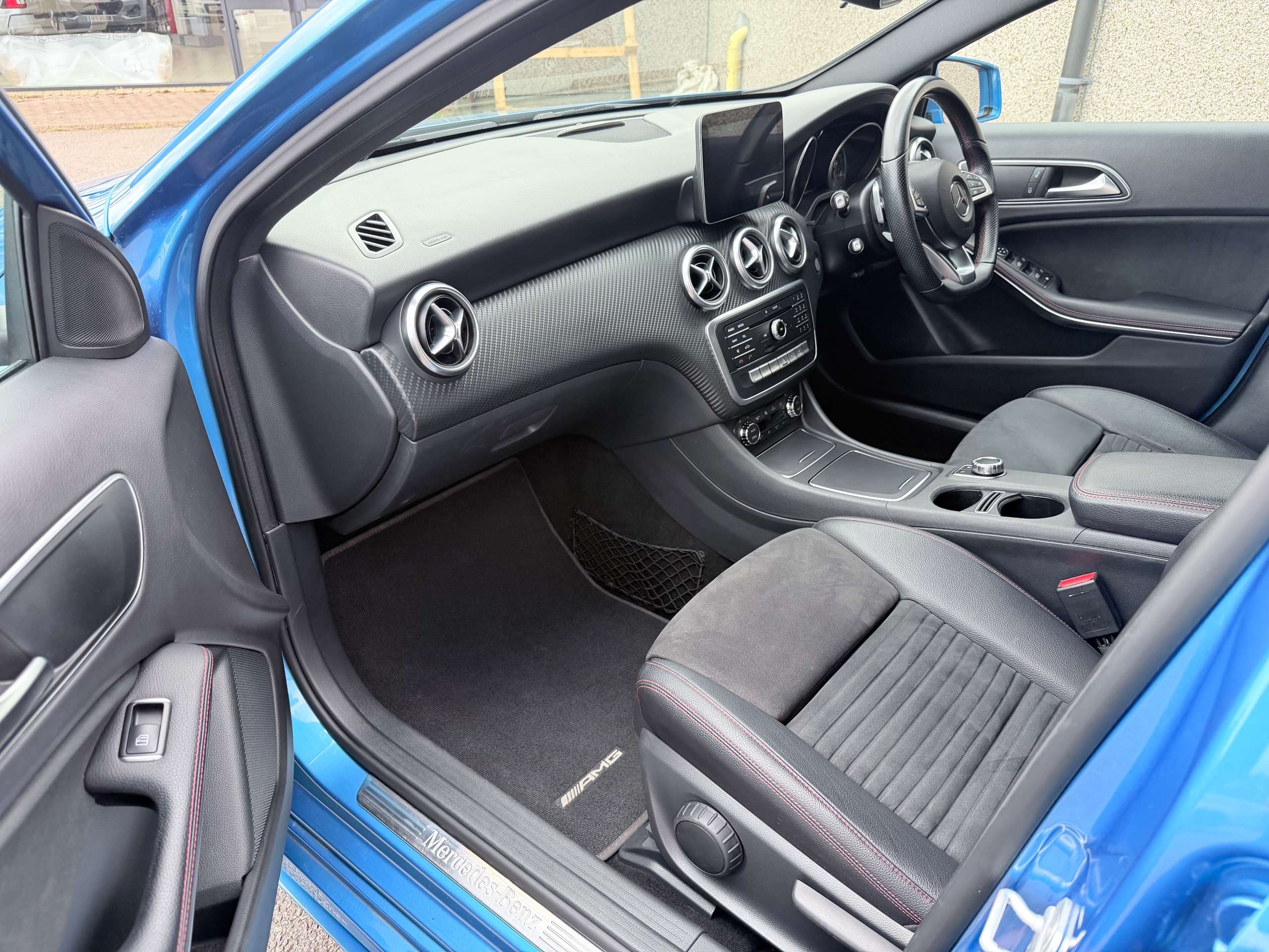 2016 MERCEDES-BENZ A CLASS 2016 MERCEDES-BENZ A CLASS