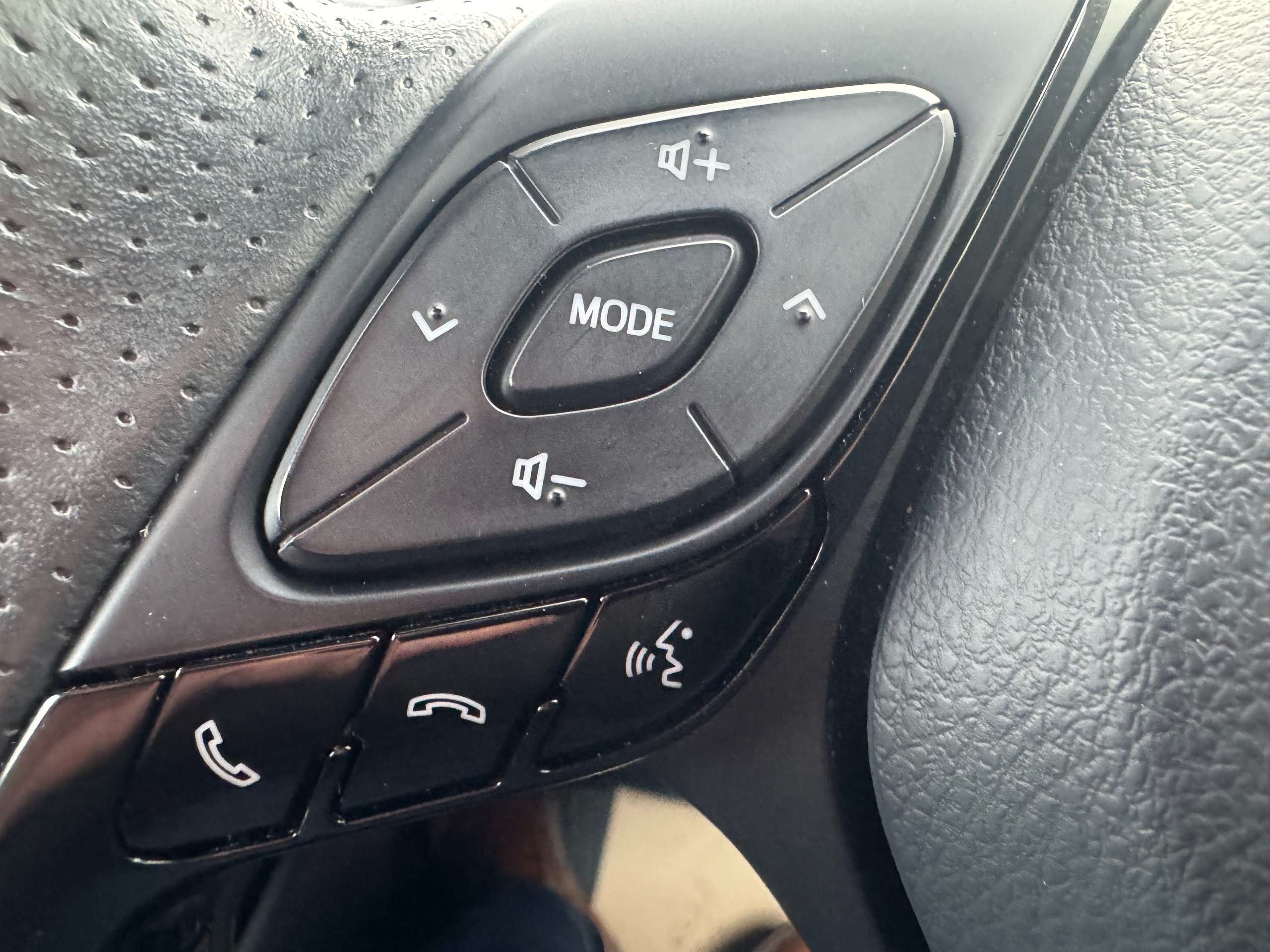 2022 TOYOTA C-HR 2022 TOYOTA C-HR