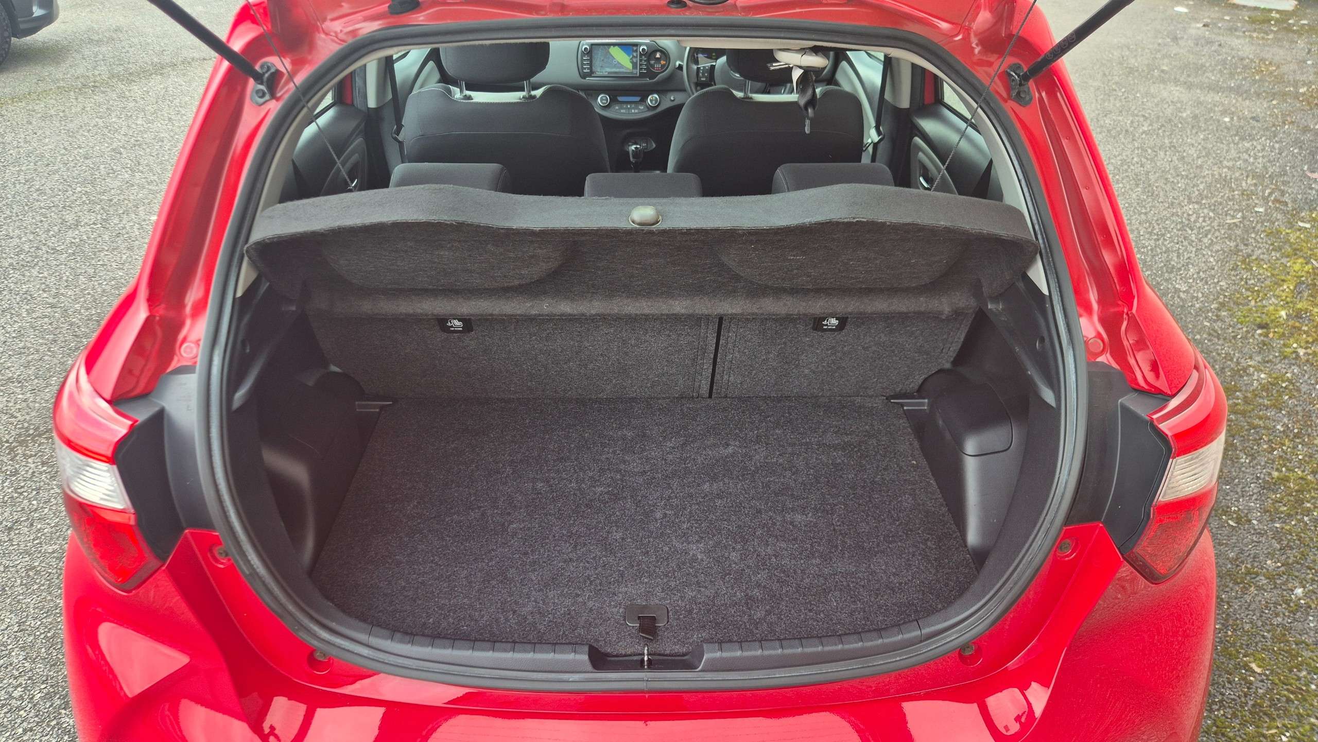 2018 TOYOTA YARIS 2018 TOYOTA YARIS