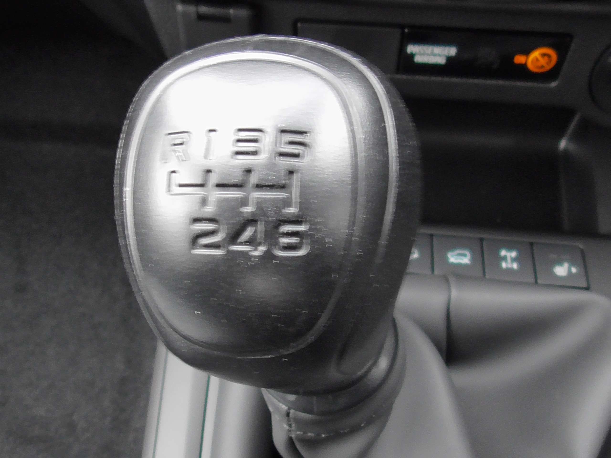 null ISUZU D MAX null ISUZU D MAX