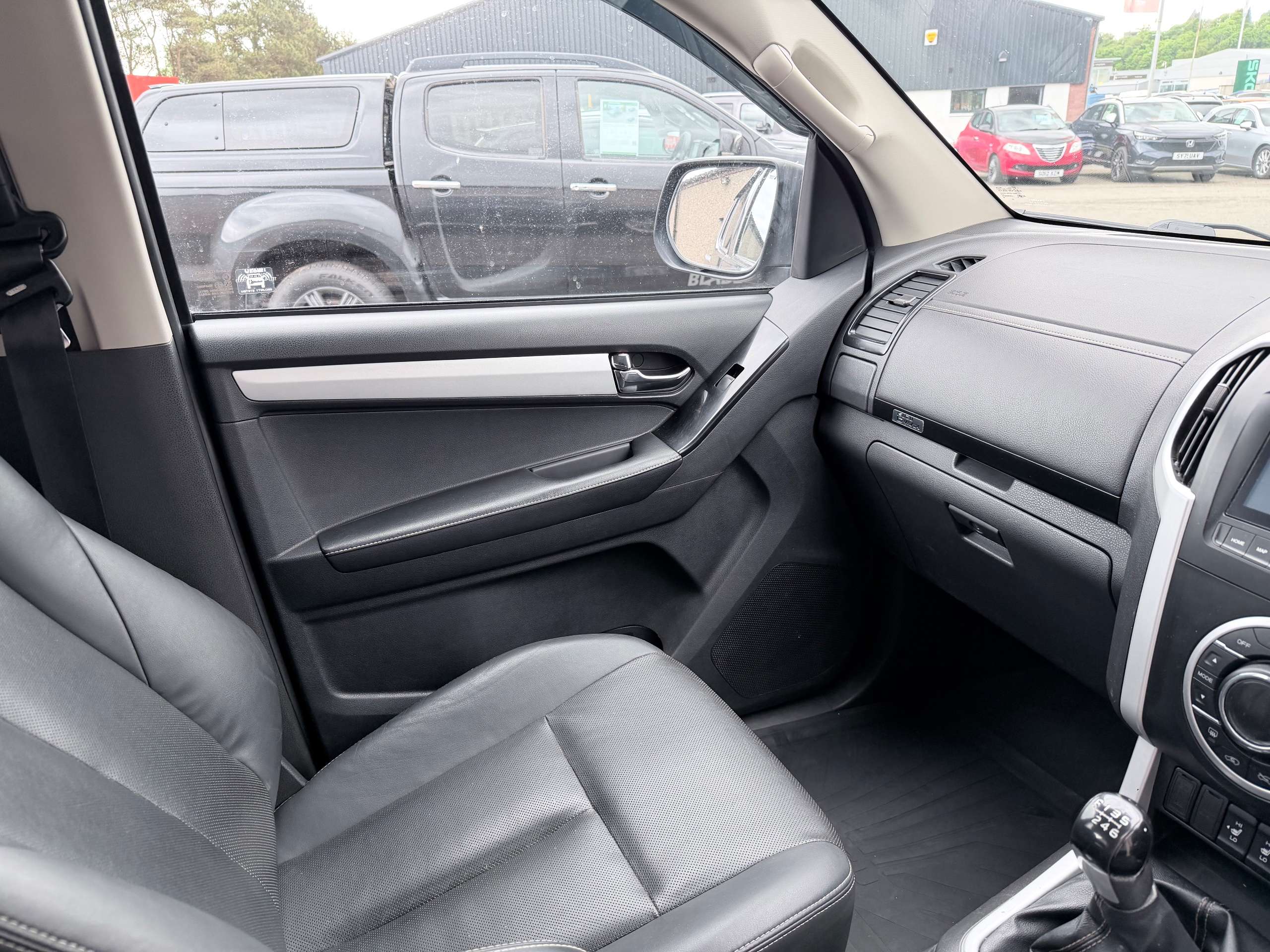 2020 ISUZU D-MAX 2020 ISUZU D-MAX