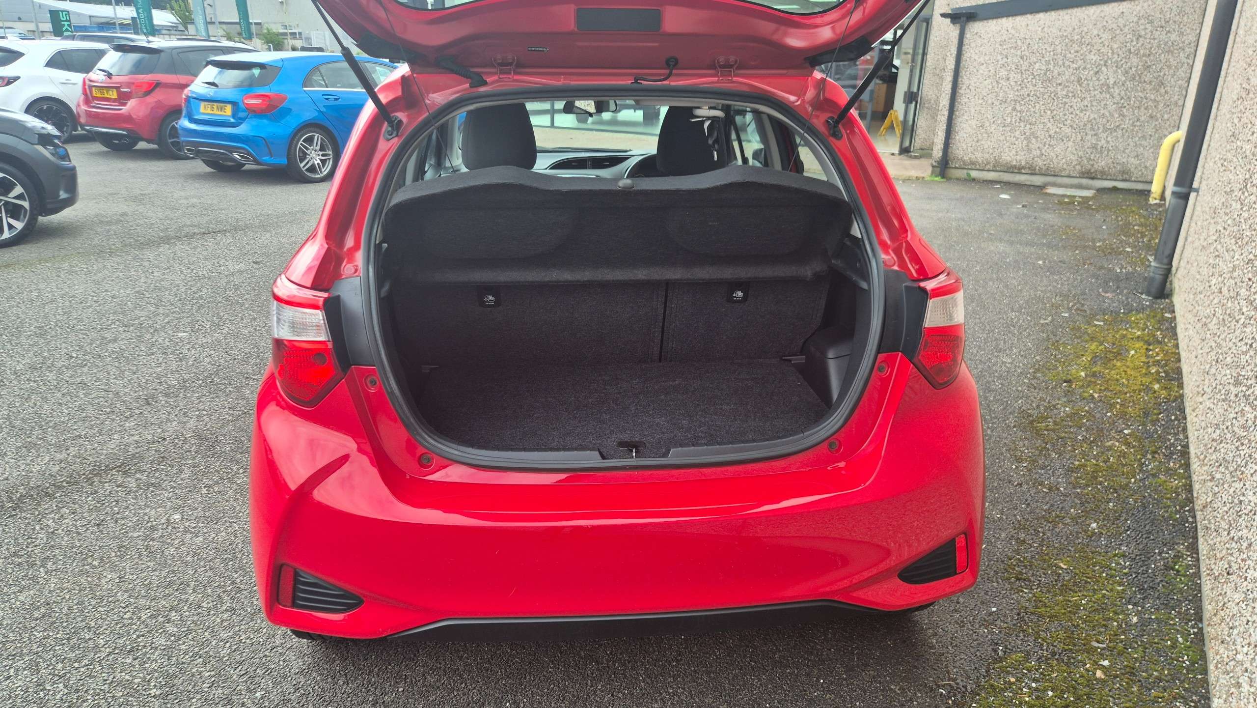 2018 TOYOTA YARIS 2018 TOYOTA YARIS