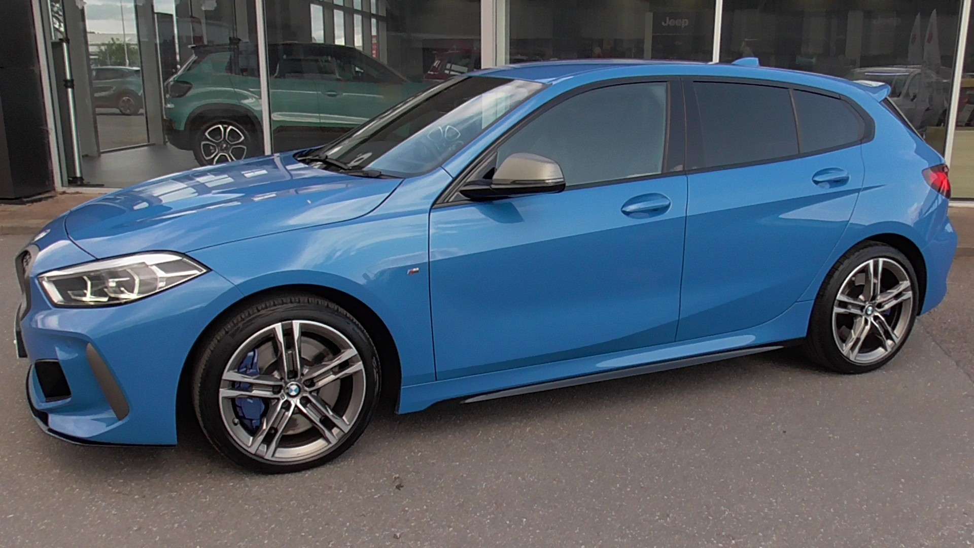 A 2021 BMW M135I M135I XDRIVE 5-Door A 2021 BMW M135I M135I XDRIVE 5-Door