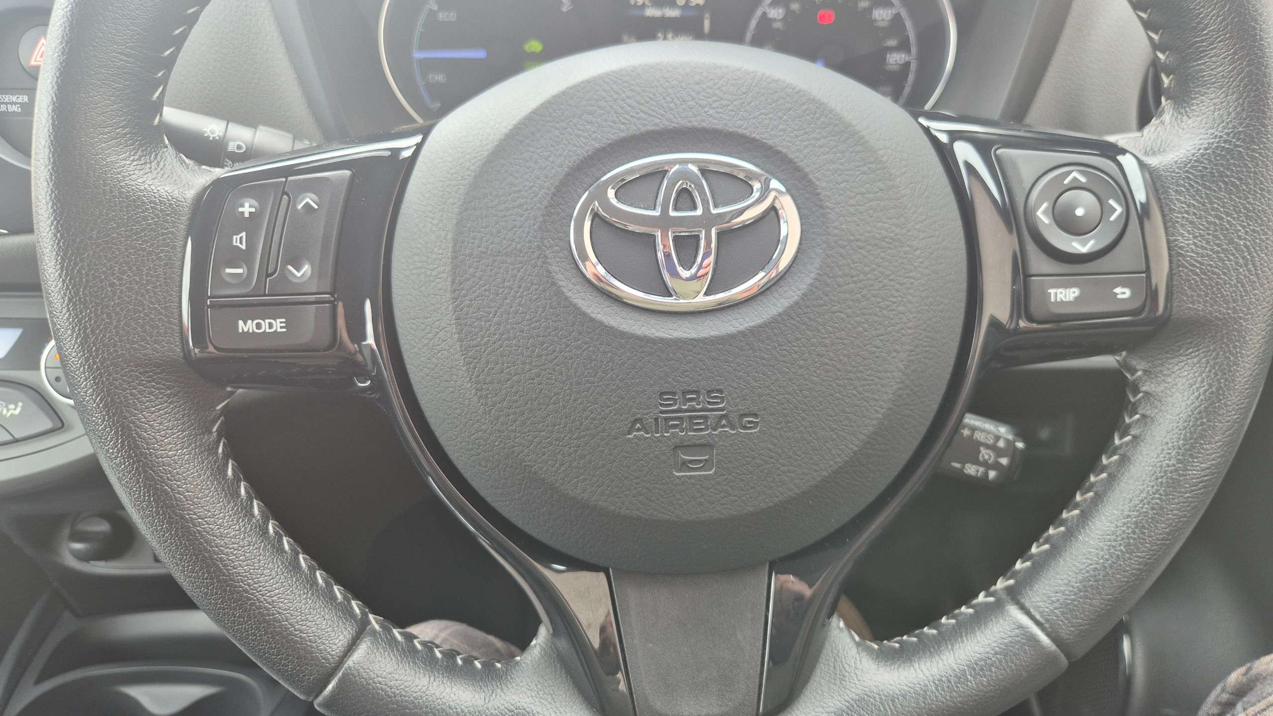 2018 TOYOTA YARIS 2018 TOYOTA YARIS