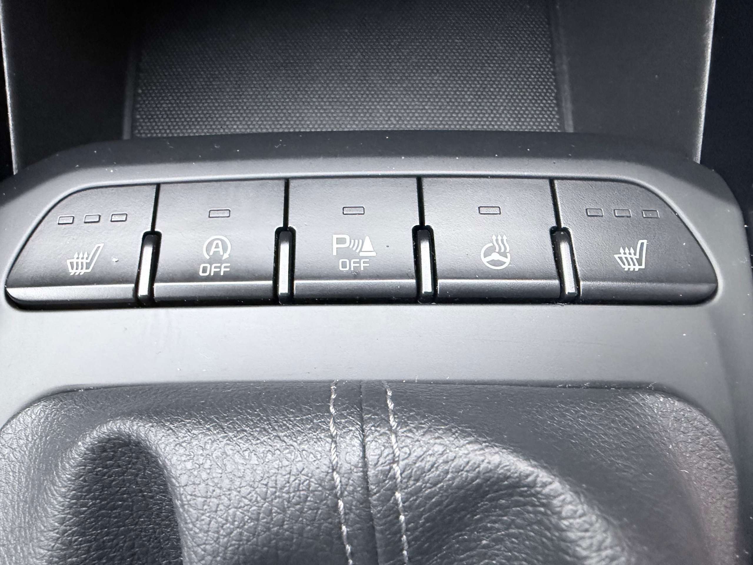 2020 KIA STONIC 2020 KIA STONIC