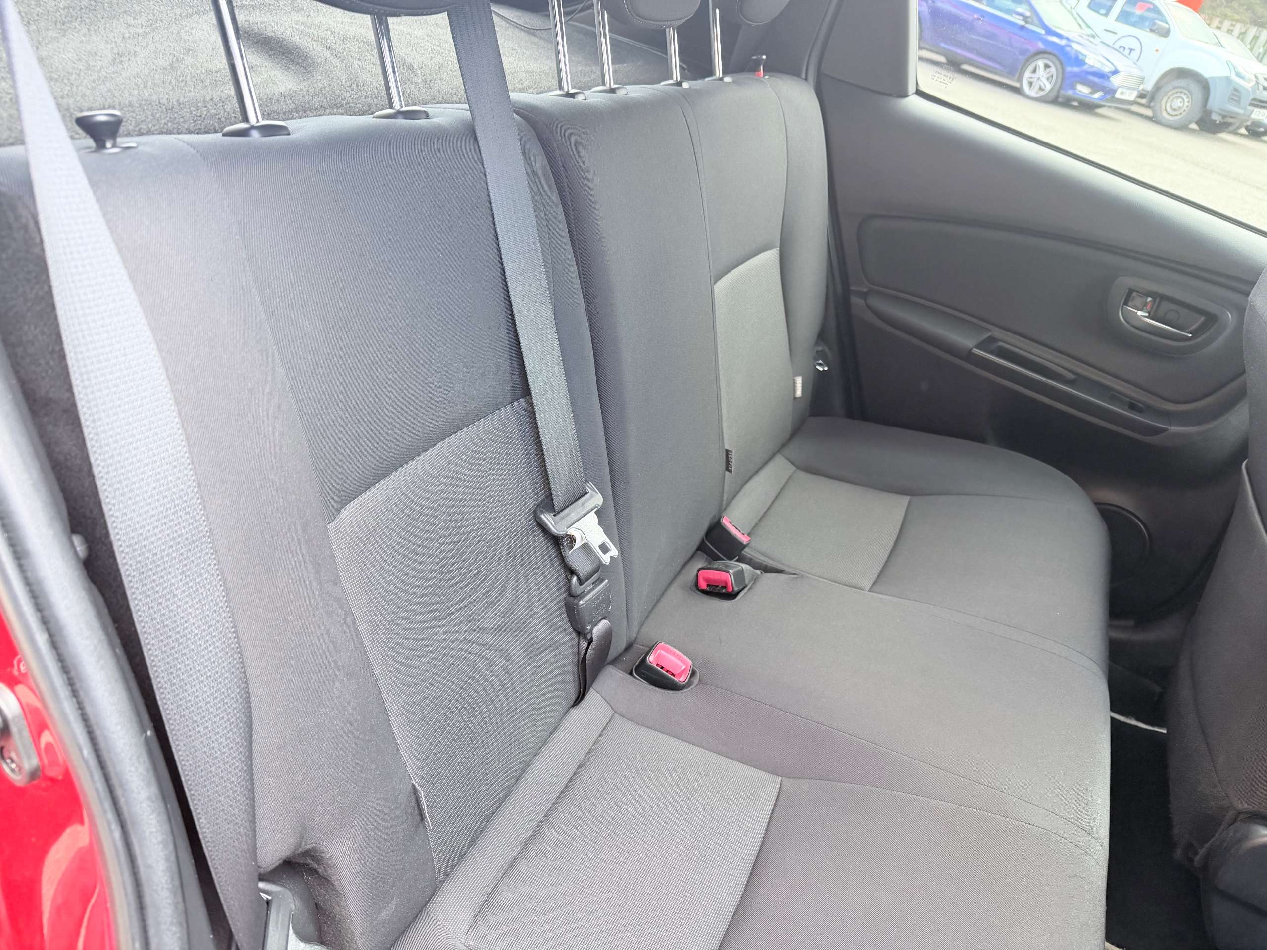2016 TOYOTA YARIS 2016 TOYOTA YARIS
