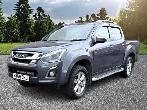 A 2020 ISUZU D-MAX 1.9 TD Utah Pickup Double Cab 4dr Diesel Manual 4WD Euro 6 (164 ps) A 2020 ISUZU D-MAX 1.9 TD Utah Pickup Double Cab 4dr Diesel Manual 4WD Euro 6 (164 ps)