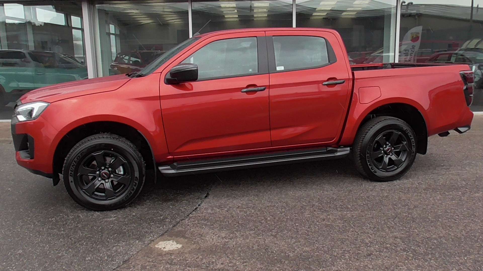 A null ISUZU D MAX V Cross Automatic A null ISUZU D MAX V Cross Automatic