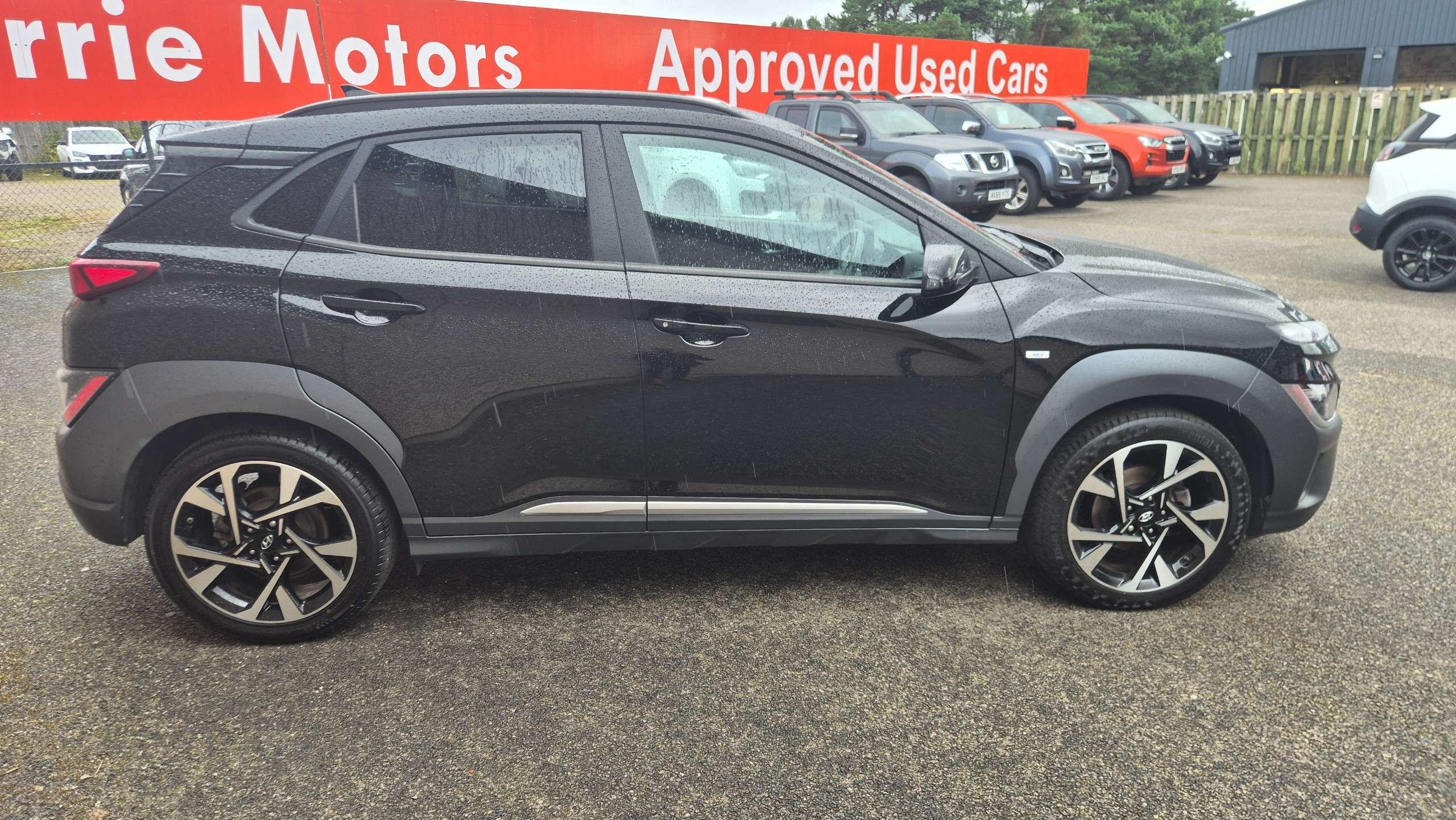 A 2021 HYUNDAI KONA 1.0 T-GDi MHEV Premium SUV 5dr Petrol Hybrid Manual Euro 6 (s/s) (120 ps) A 2021 HYUNDAI KONA 1.0 T-GDi MHEV Premium SUV 5dr Petrol Hybrid Manual Euro 6 (s/s) (120 ps)