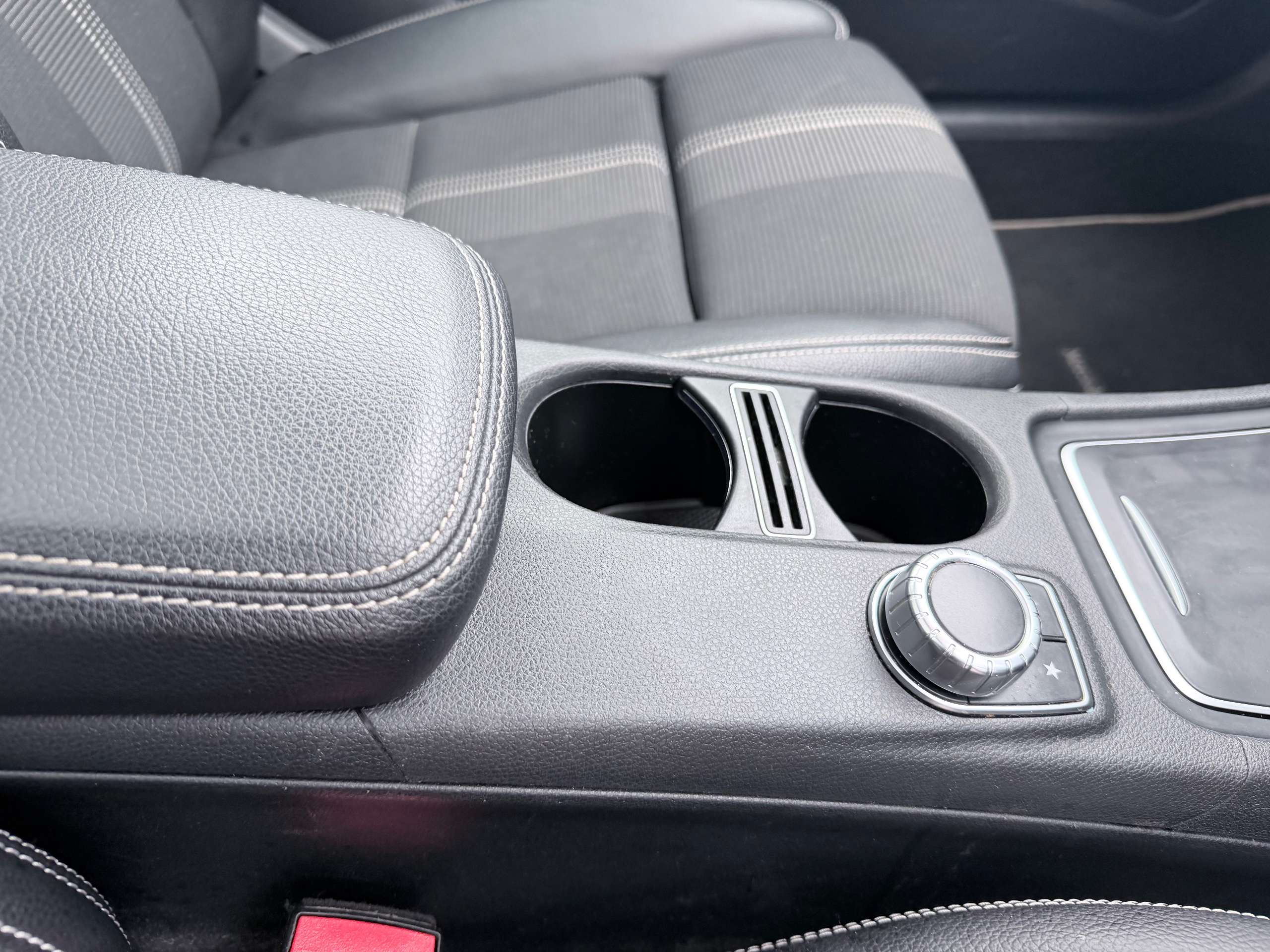 2018 MERCEDES-BENZ A CLASS 2018 MERCEDES-BENZ A CLASS