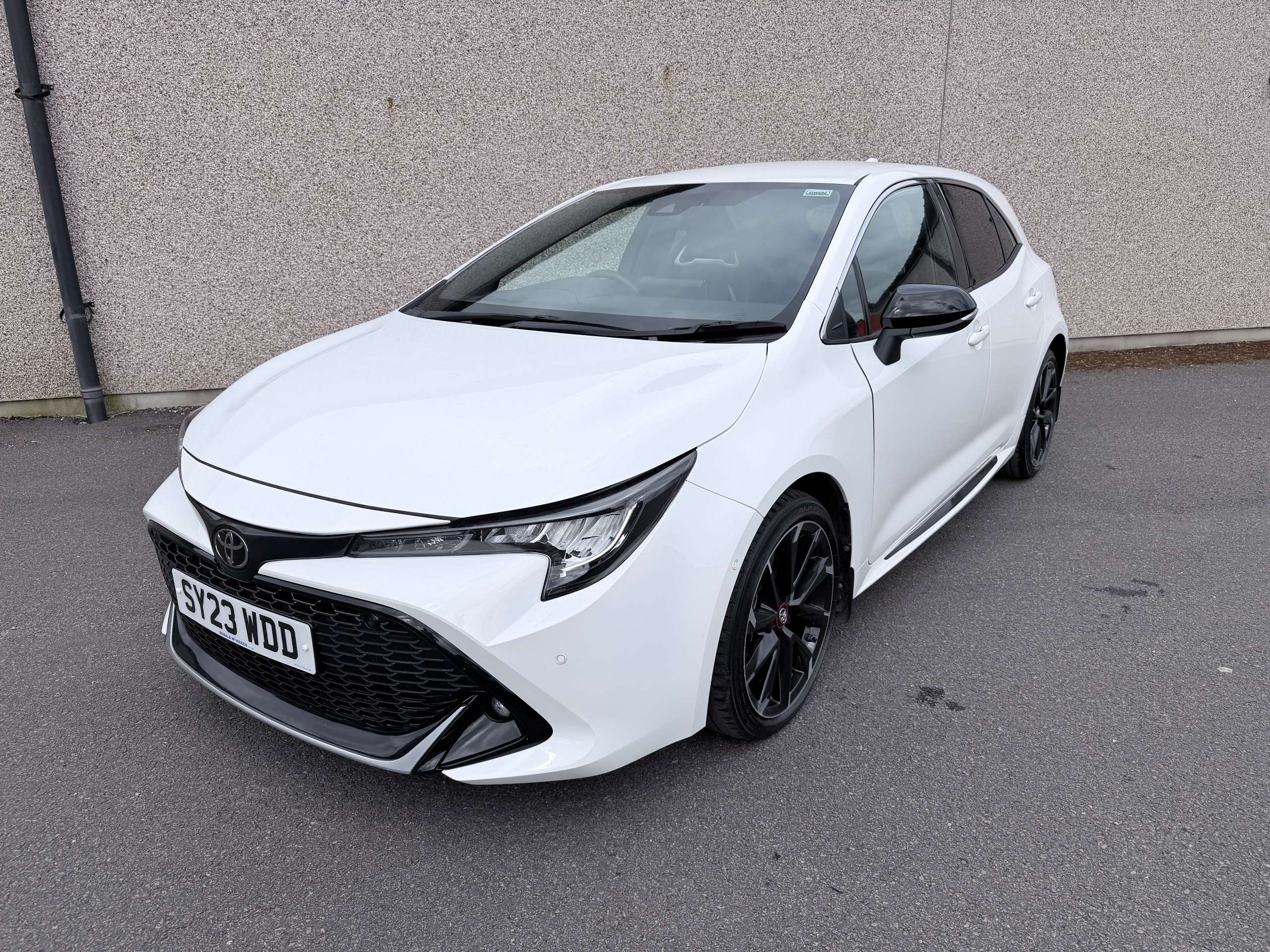 A 2023 TOYOTA COROLLA 2.0 VVT-h GR SPORT Hatchback 5dr Petrol Hybrid CVT Euro 6 (s/s) (196 ps) A 2023 TOYOTA COROLLA 2.0 VVT-h GR SPORT Hatchback 5dr Petrol Hybrid CVT Euro 6 (s/s) (196 ps)