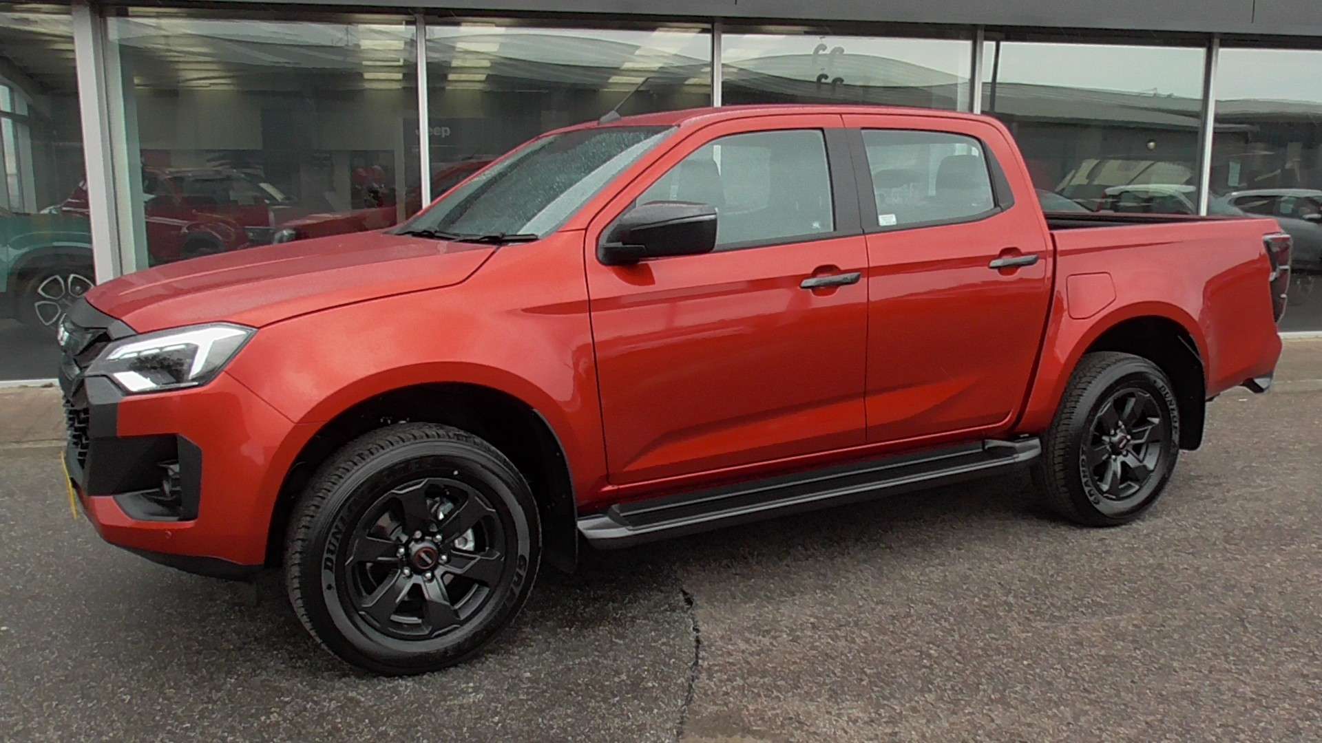 A null ISUZU D MAX V Cross Automatic A null ISUZU D MAX V Cross Automatic