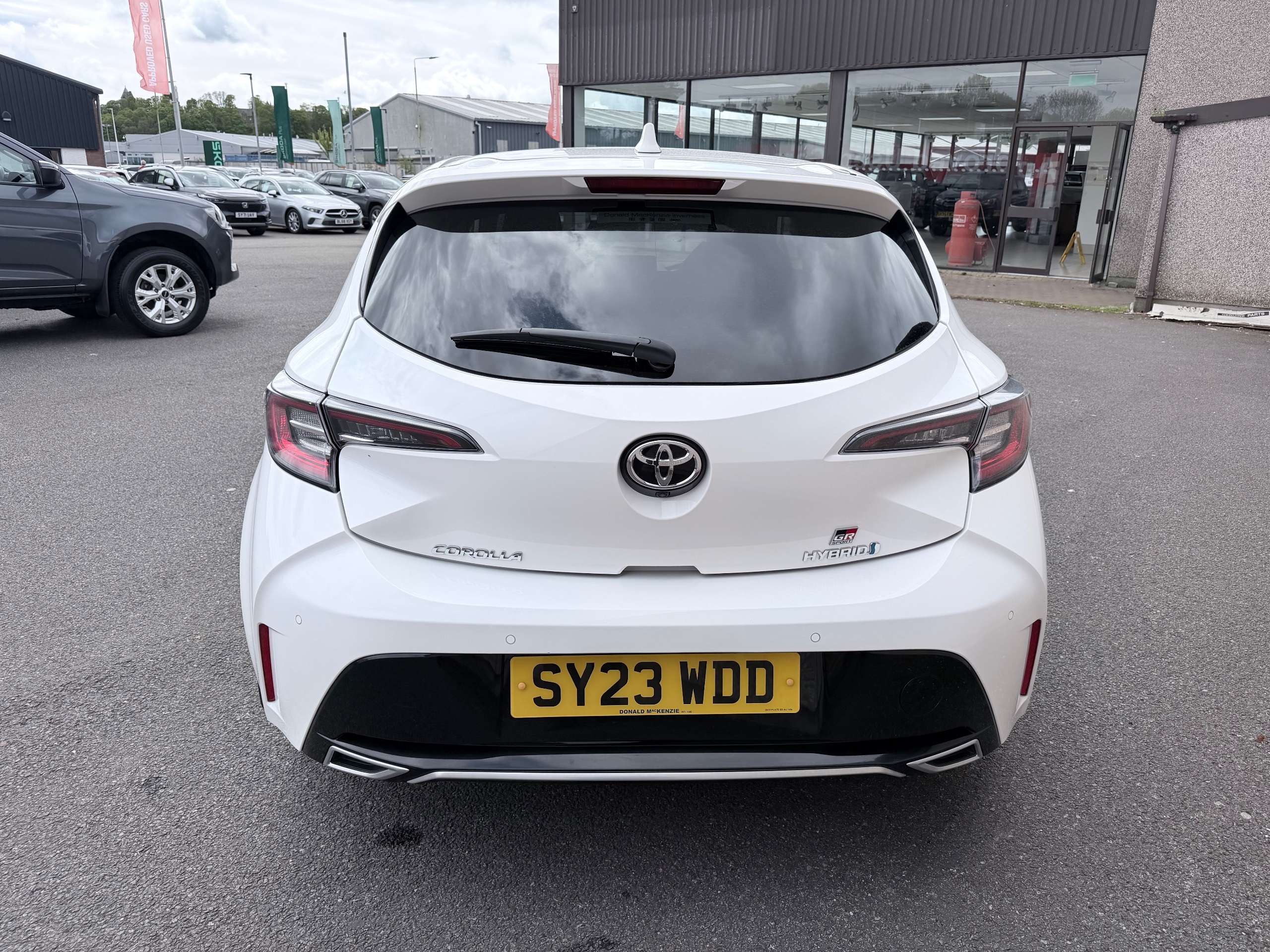 2023 TOYOTA COROLLA 2023 TOYOTA COROLLA