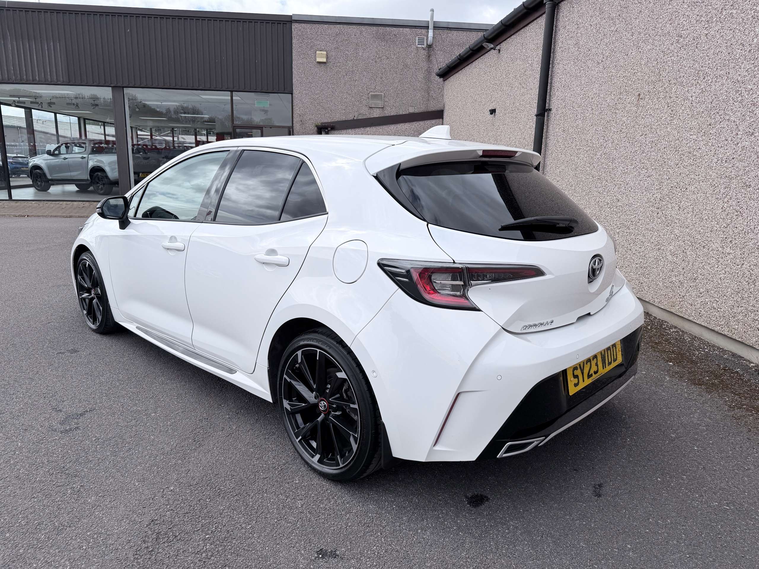 2023 TOYOTA COROLLA 2023 TOYOTA COROLLA