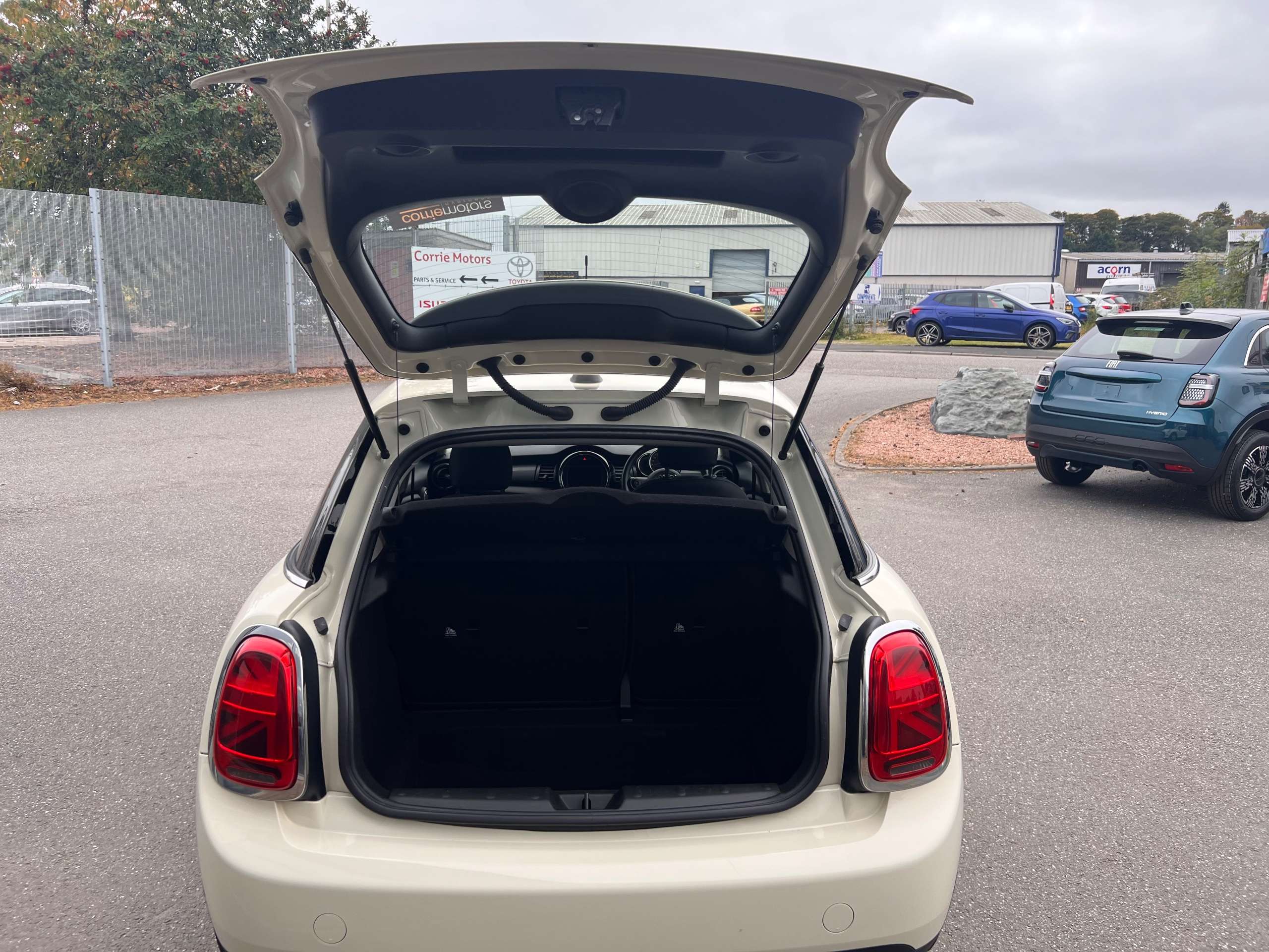 2018 MINI HATCH 2018 MINI HATCH