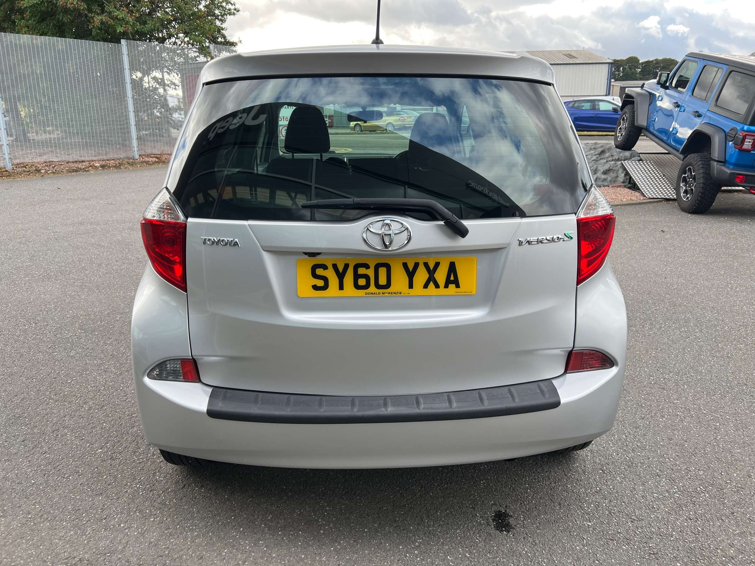 2011 TOYOTA VERSO 2011 TOYOTA VERSO