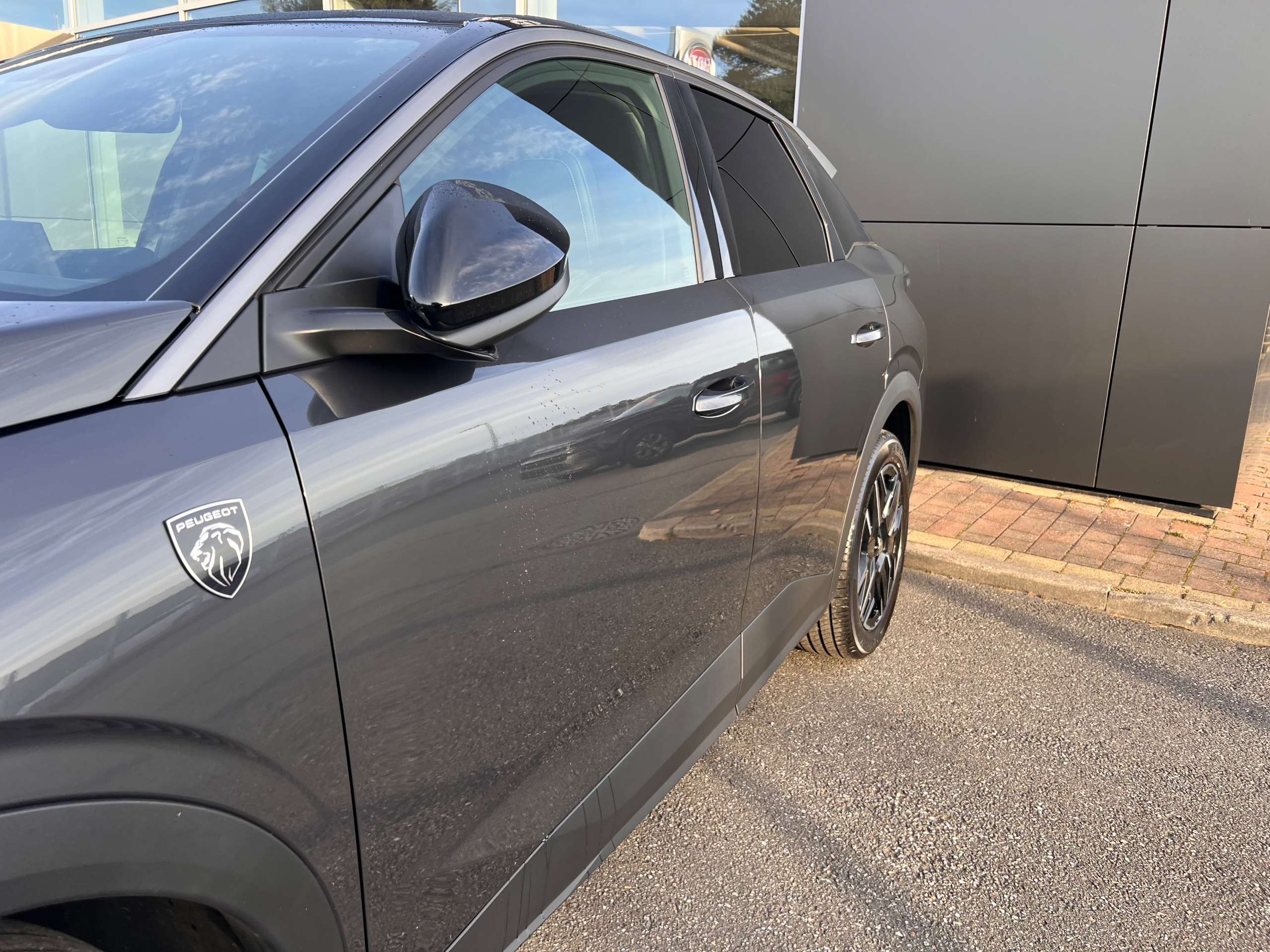 2024 PEUGEOT 3008 2024 PEUGEOT 3008