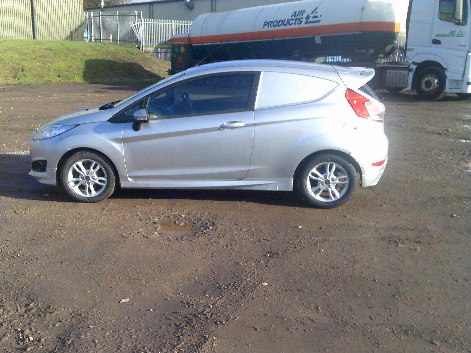 2017 FORD FIESTA VAN 2017 FORD FIESTA VAN