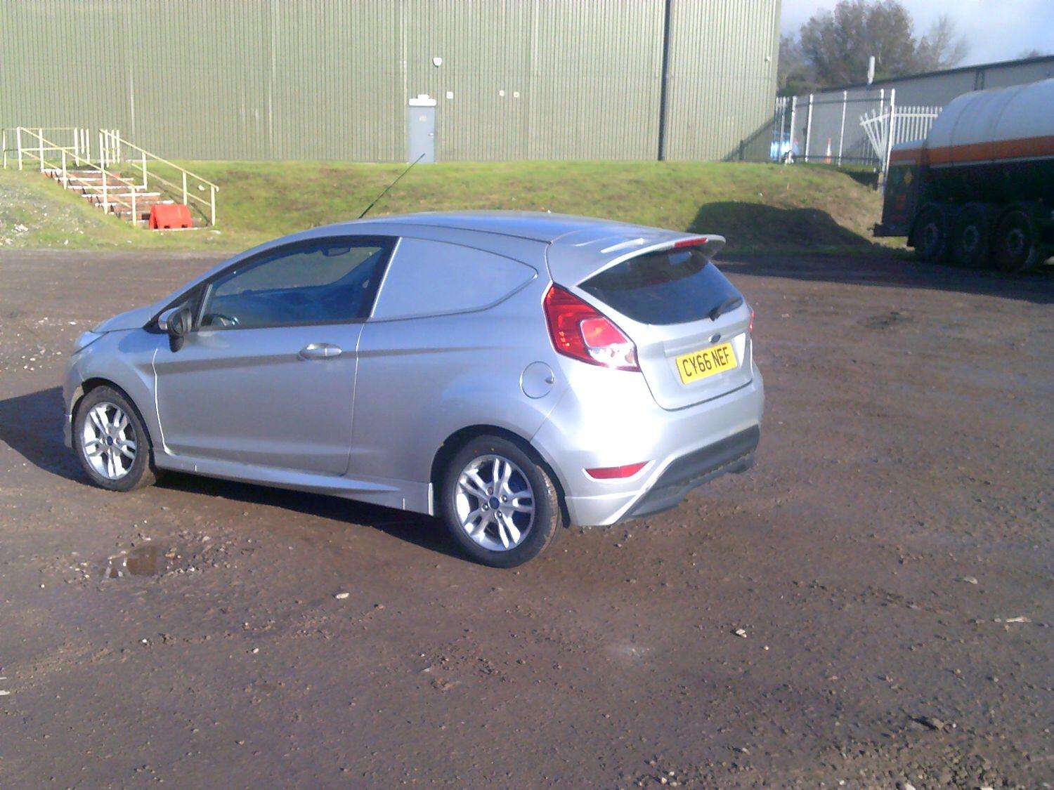 2017 FORD FIESTA VAN 2017 FORD FIESTA VAN