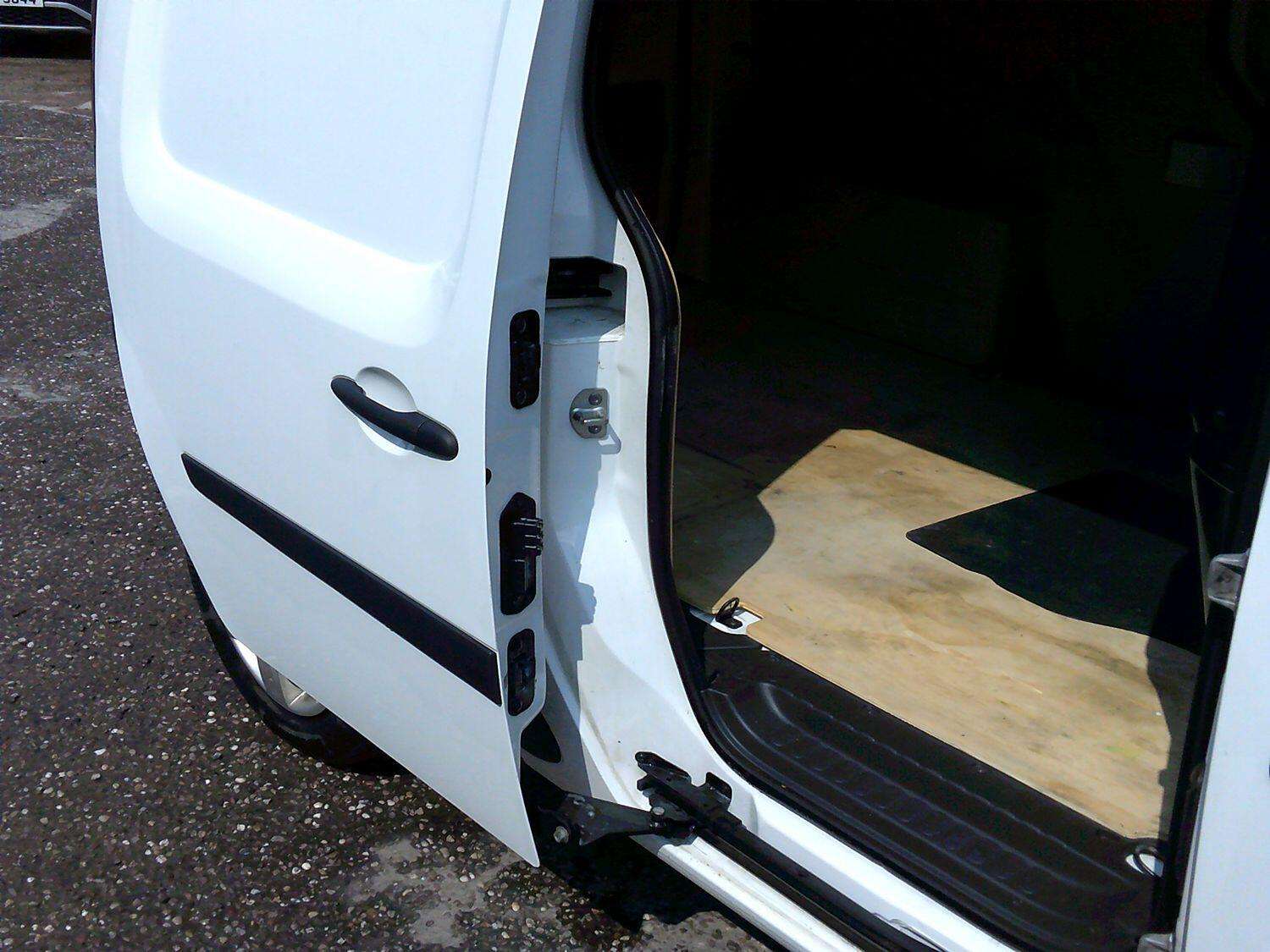 2021 NISSAN NV250 2021 NISSAN NV250