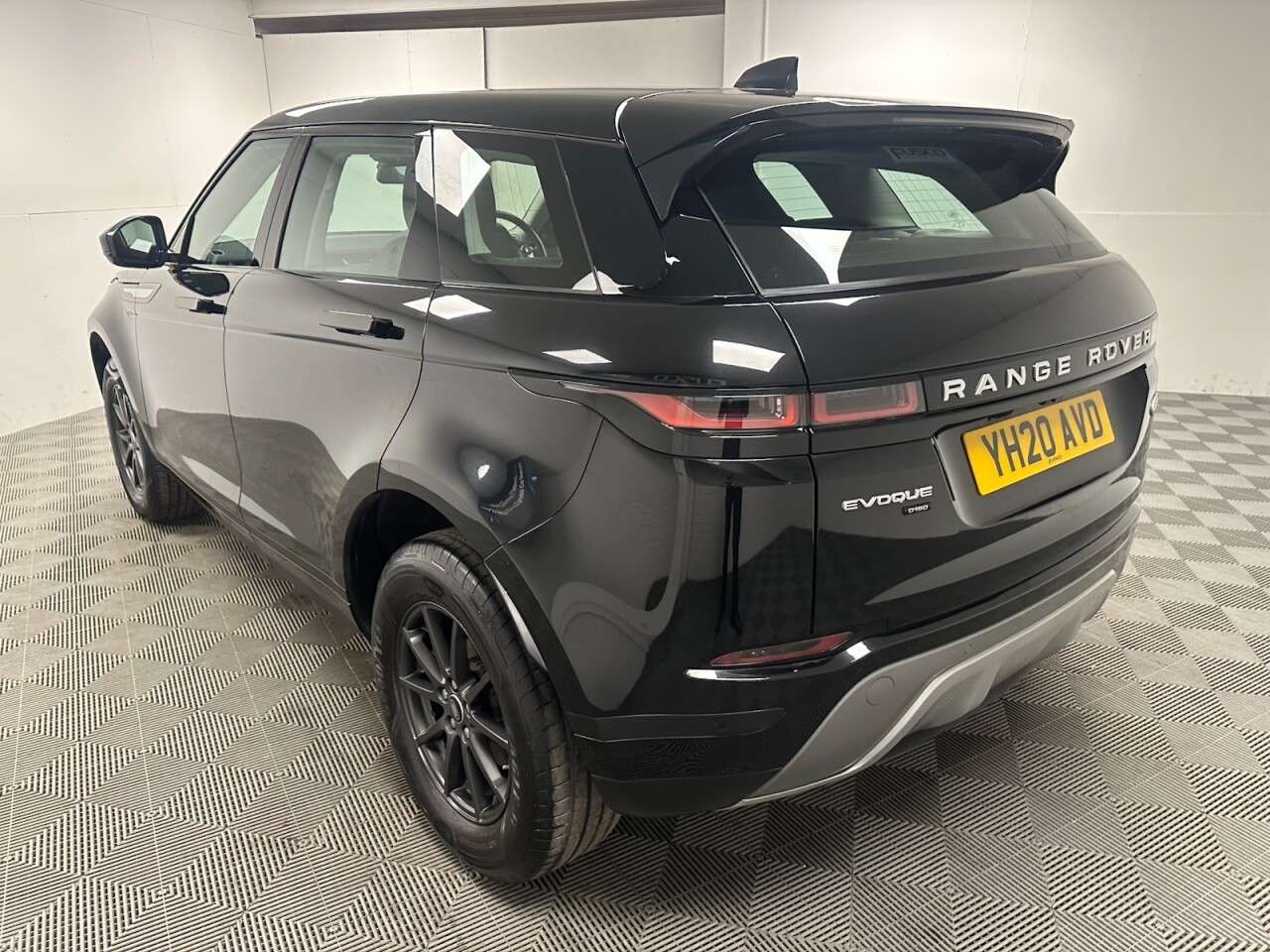 2020 LAND ROVER RANGE ROVER EVOQUE 2020 LAND ROVER RANGE ROVER EVOQUE