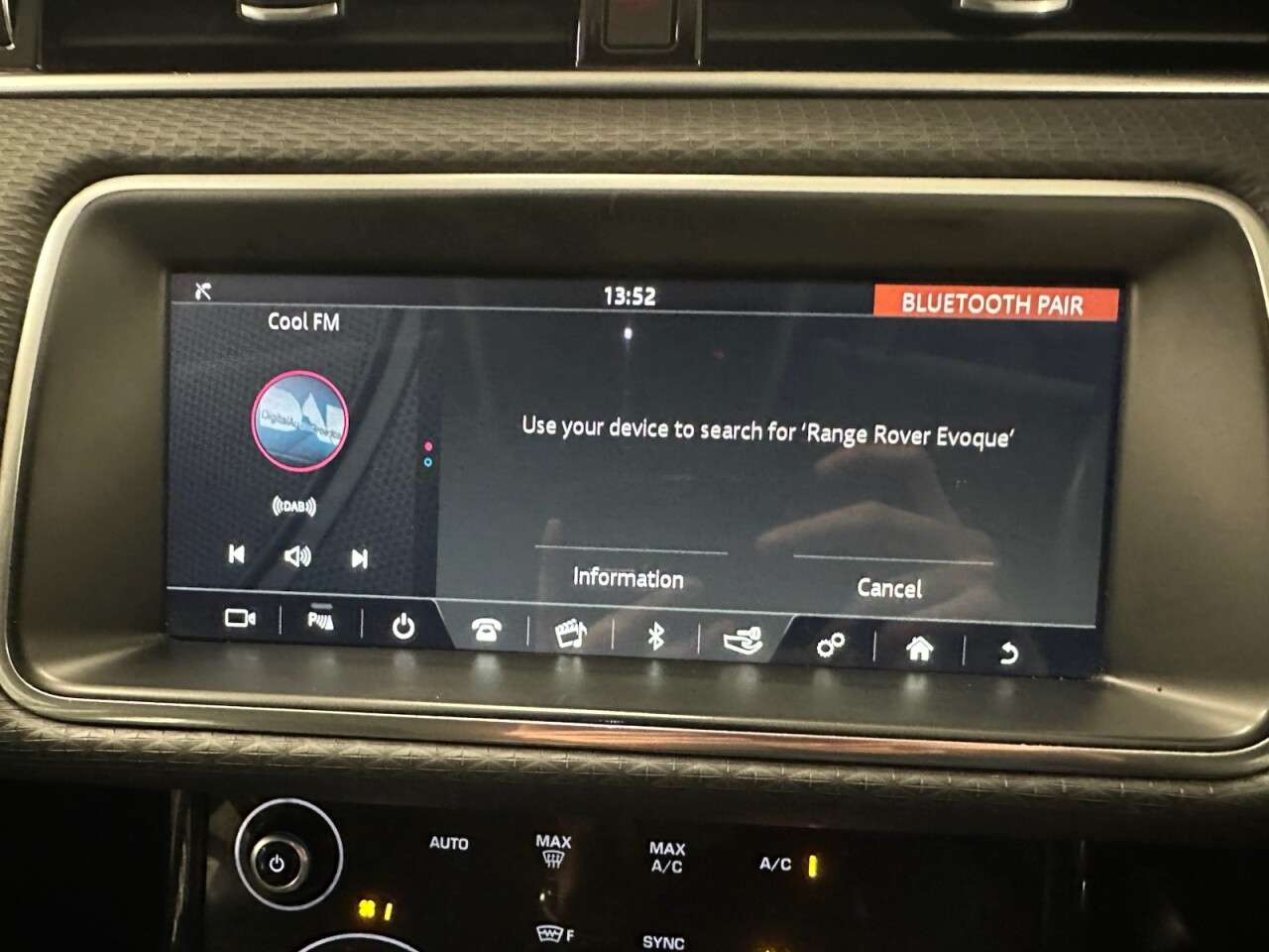 2020 LAND ROVER RANGE ROVER EVOQUE 2020 LAND ROVER RANGE ROVER EVOQUE