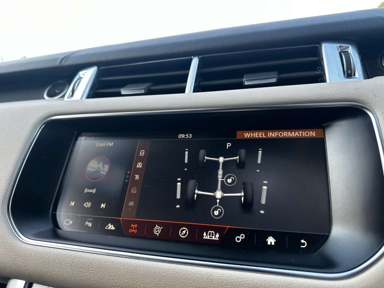 2018 LAND ROVER RANGE ROVER SPORT 2018 LAND ROVER RANGE ROVER SPORT