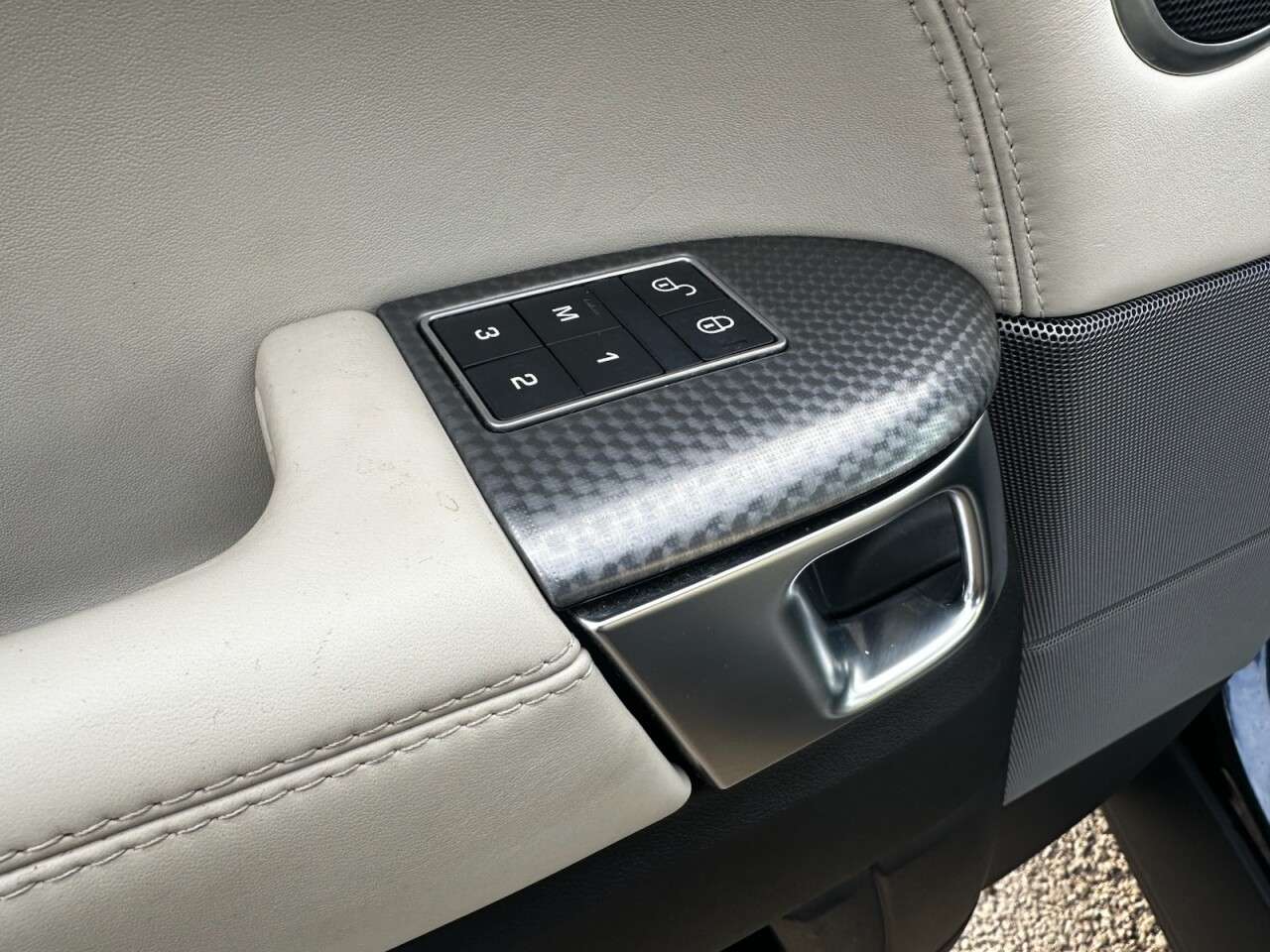 2017 LAND ROVER RANGE ROVER SP HSE TDV6 A 2017 LAND ROVER RANGE ROVER SP HSE TDV6 A