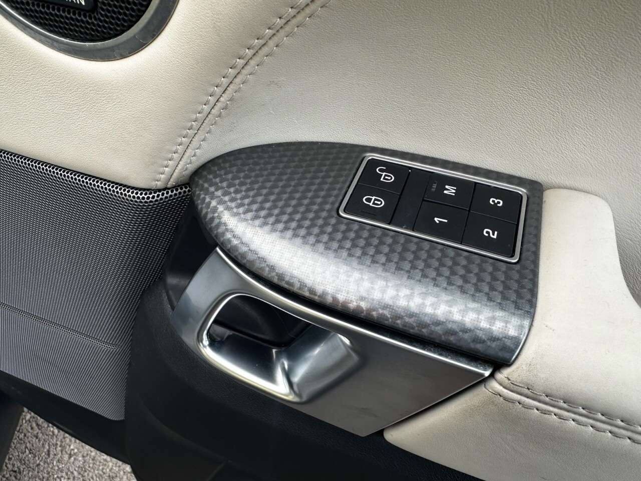 2017 LAND ROVER RANGE ROVER SP HSE TDV6 A 2017 LAND ROVER RANGE ROVER SP HSE TDV6 A