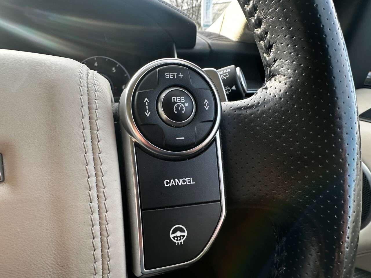 2017 LAND ROVER RANGE ROVER SP HSE TDV6 A 2017 LAND ROVER RANGE ROVER SP HSE TDV6 A