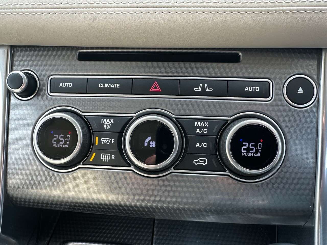 2017 LAND ROVER RANGE ROVER SP HSE TDV6 A 2017 LAND ROVER RANGE ROVER SP HSE TDV6 A