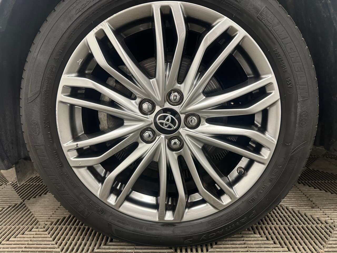 A 2023 TOYOTA C-HR 2.0 VVT-h GPF Excel SUV 5dr Petrol Hybrid CVT Euro 6 (s/s) (184 ps) Hybrid, A 2023 TOYOTA C-HR 2.0 VVT-h GPF Excel SUV 5dr Petrol Hybrid CVT Euro 6 (s/s) (184 ps) Hybrid,