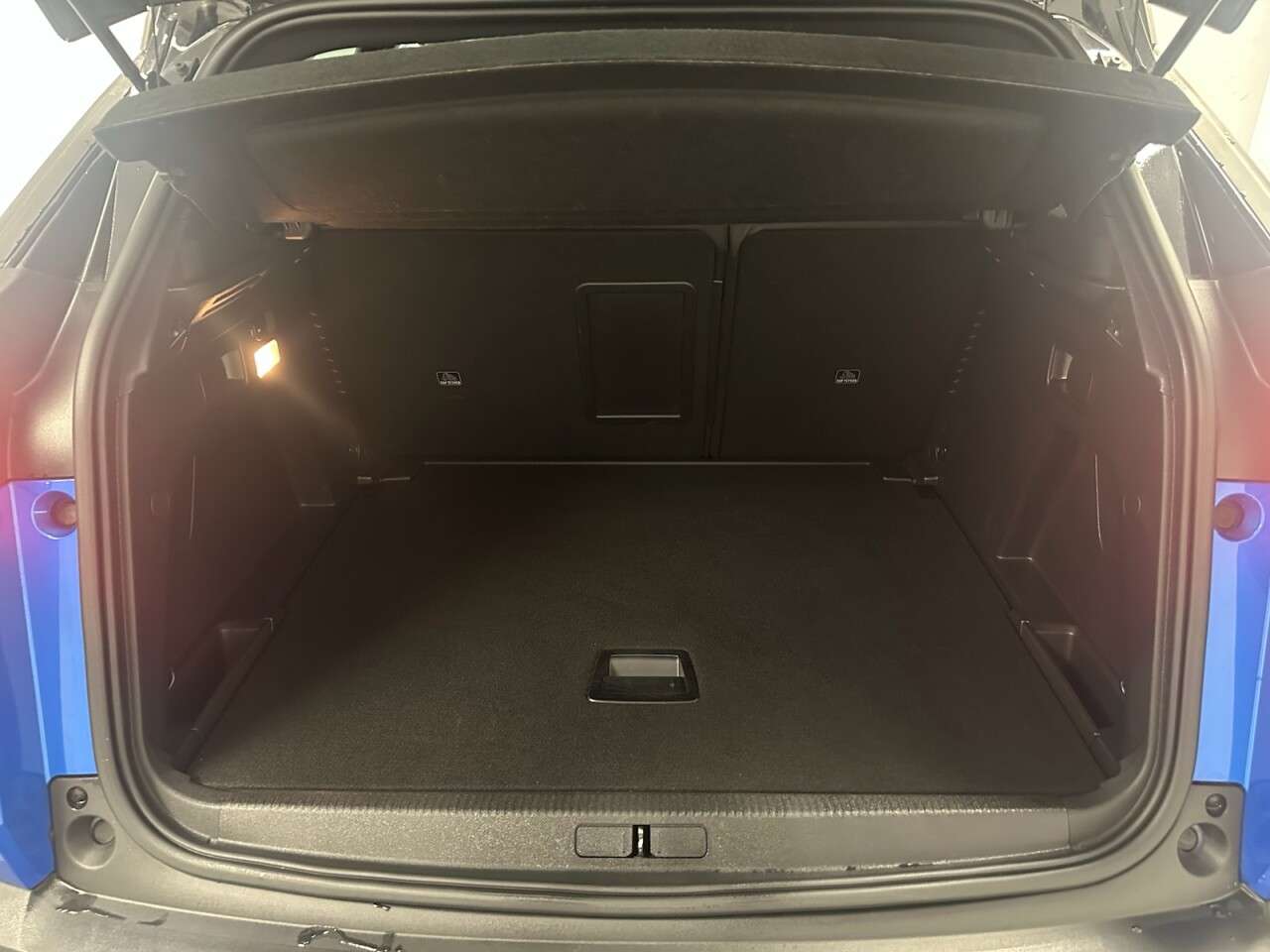 2021 PEUGEOT 3008 2021 PEUGEOT 3008