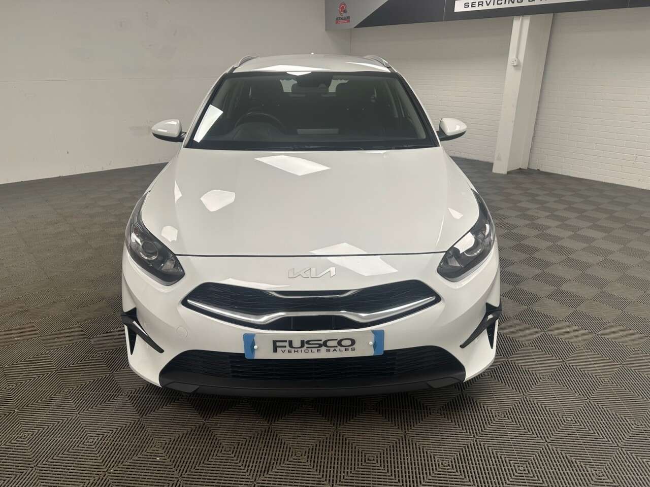 A 2022 KIA CEED 1.0 T-GDi 2 Sportswagon 5dr Petrol Manual Euro 6 (s/s) (118 bhp) Android Au A 2022 KIA CEED 1.0 T-GDi 2 Sportswagon 5dr Petrol Manual Euro 6 (s/s) (118 bhp) Android Au