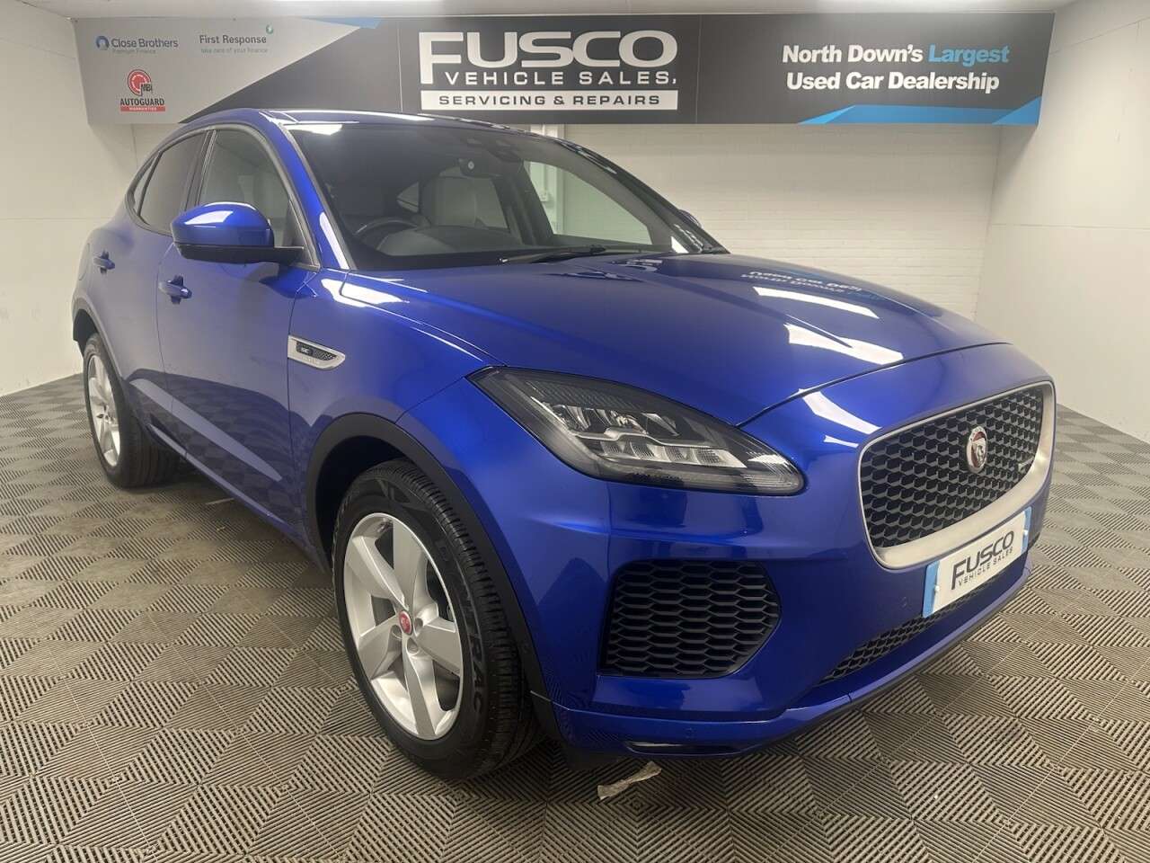 A 2019 JAGUAR E-PACE 2.0 D150 R-Dynamic SE SUV 5dr Diesel Auto AWD Euro 6 (s/s) (150 ps) Cruise A 2019 JAGUAR E-PACE 2.0 D150 R-Dynamic SE SUV 5dr Diesel Auto AWD Euro 6 (s/s) (150 ps) Cruise