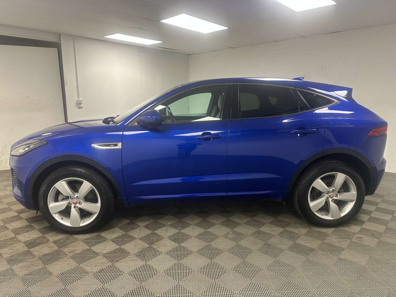 2019 JAGUAR E-PACE 2019 JAGUAR E-PACE