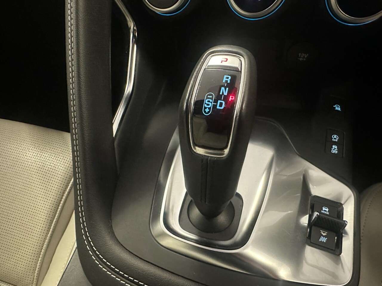 2019 JAGUAR E-PACE 2019 JAGUAR E-PACE