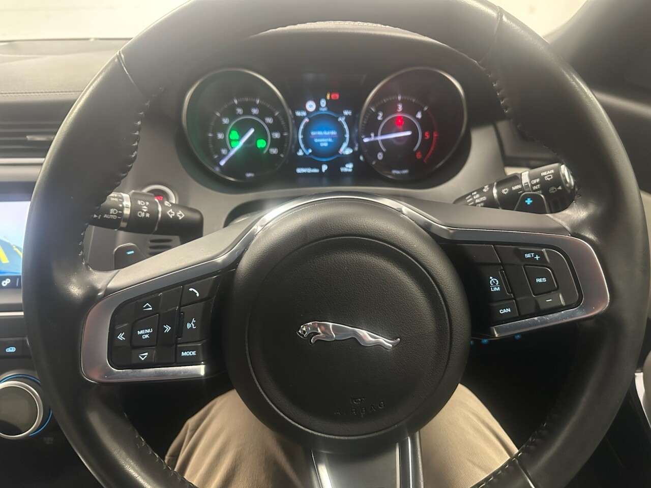 2019 JAGUAR E-PACE 2019 JAGUAR E-PACE