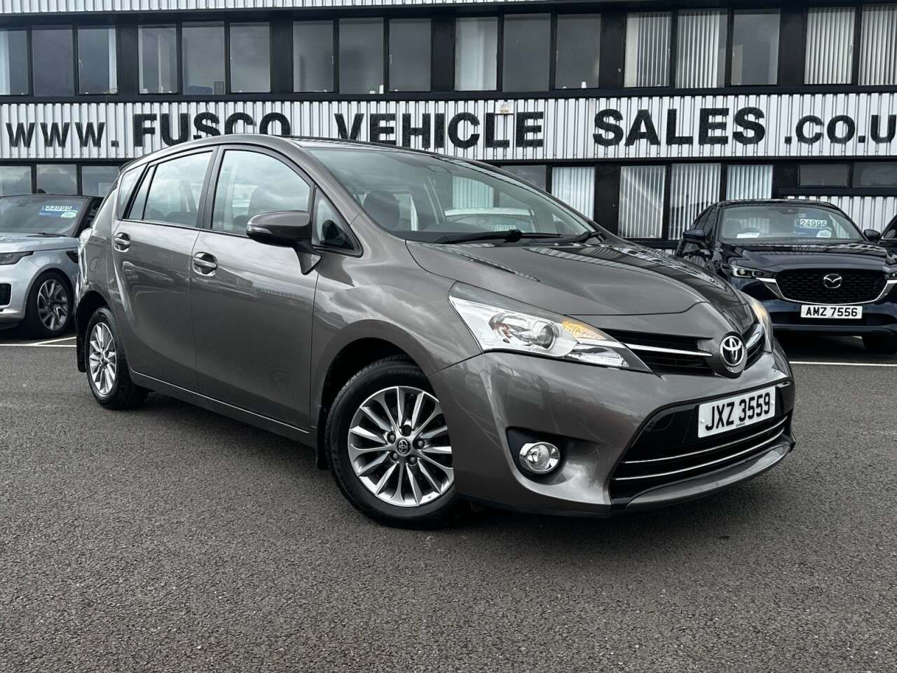 A 2016 TOYOTA VERSO 1.6 D-4D Icon MPV 5dr Diesel Manual Euro 6 (s/s) (7 Seat) (112 ps) Bluetoot A 2016 TOYOTA VERSO 1.6 D-4D Icon MPV 5dr Diesel Manual Euro 6 (s/s) (7 Seat) (112 ps) Bluetoot