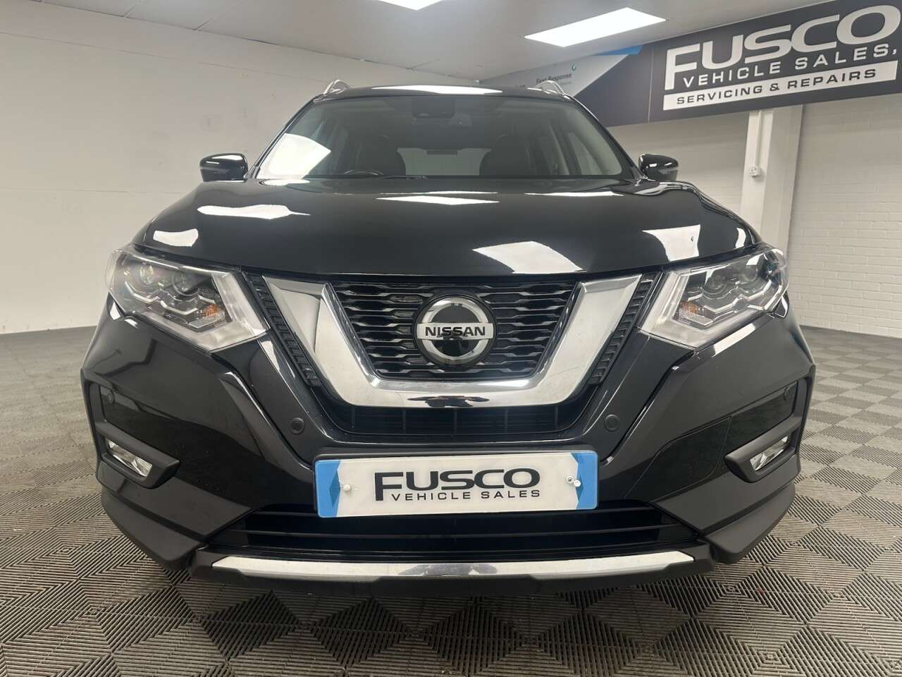A 2019 NISSAN X-TRAIL 1.7 dCi Tekna SUV 5dr Diesel (7 Seat) Manual Euro 6 (s/s) (150 ps) Panorami A 2019 NISSAN X-TRAIL 1.7 dCi Tekna SUV 5dr Diesel (7 Seat) Manual Euro 6 (s/s) (150 ps) Panorami