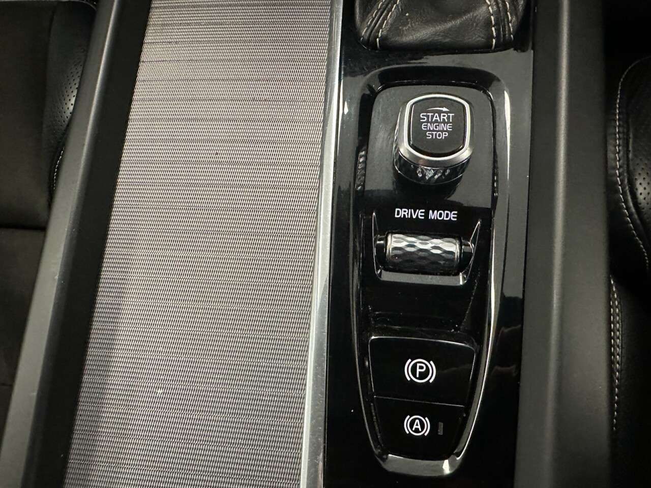 2018 VOLVO XC60 2018 VOLVO XC60