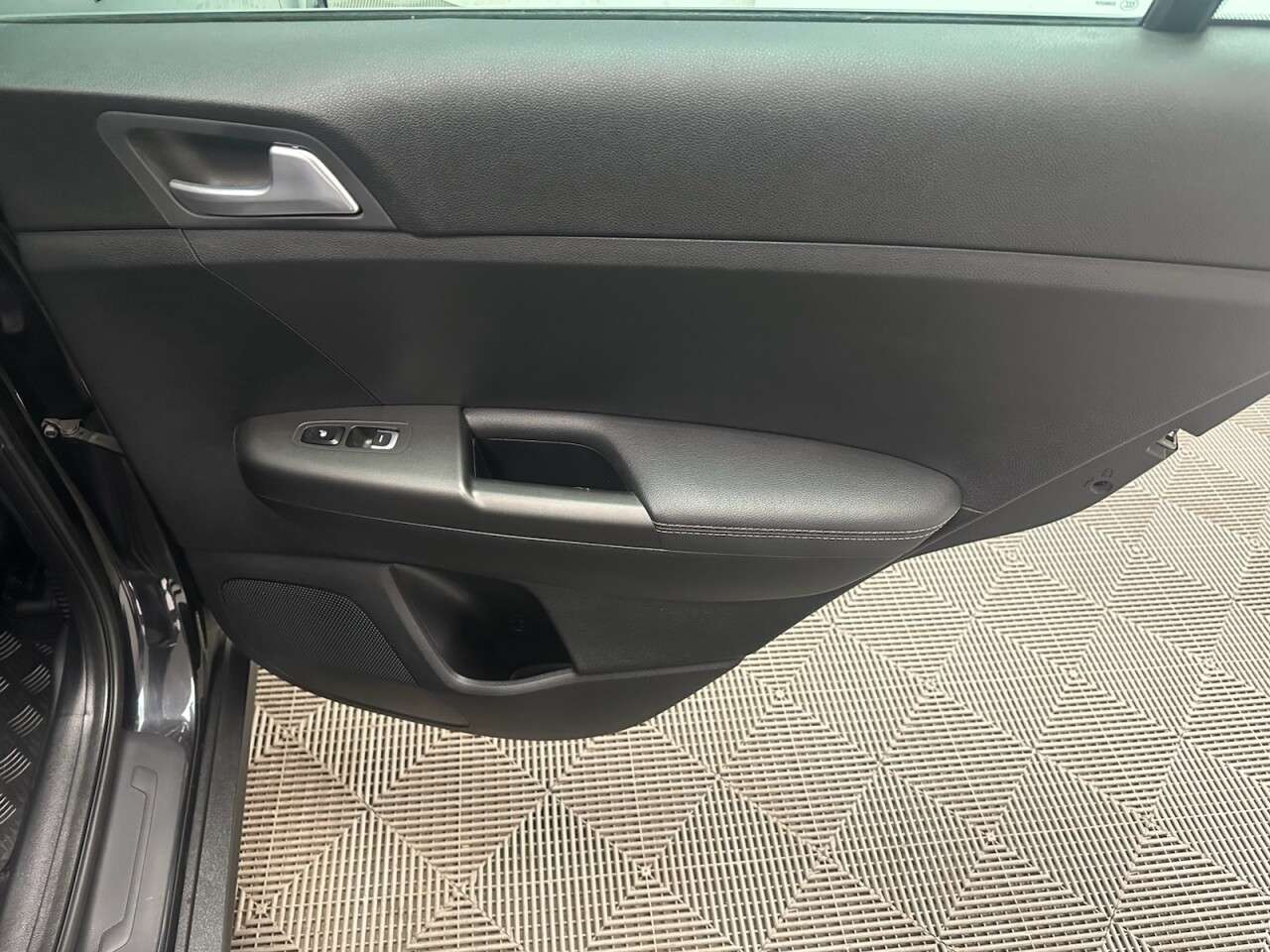 2021 KIA SPORTAGE 2021 KIA SPORTAGE