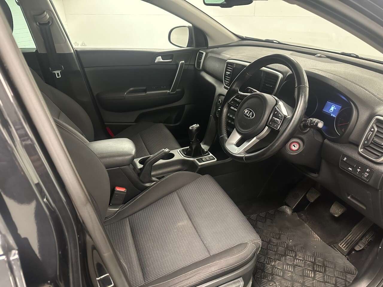 2021 KIA SPORTAGE 2021 KIA SPORTAGE