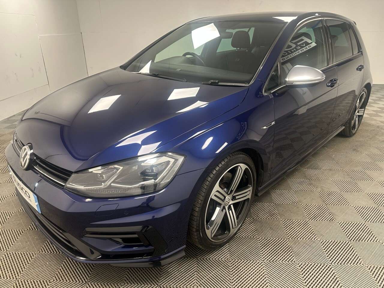 A 2018 VOLKSWAGEN GOLF 2.0 TSI R Hatchback 5dr Petrol DSG 4Motion Euro 6 (s/s) (310 ps) Good Servi A 2018 VOLKSWAGEN GOLF 2.0 TSI R Hatchback 5dr Petrol DSG 4Motion Euro 6 (s/s) (310 ps) Good Servi