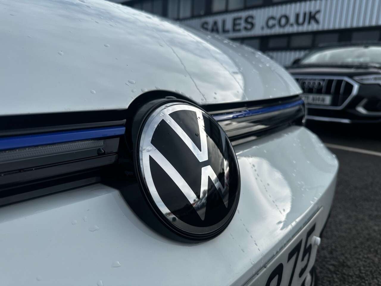 A 2023 VOLKSWAGEN GOLF 2.0 TSI R Hatchback 5dr Petrol DSG 4Motion Euro 6 (s/s) (320 ps) Pan Roof U A 2023 VOLKSWAGEN GOLF 2.0 TSI R Hatchback 5dr Petrol DSG 4Motion Euro 6 (s/s) (320 ps) Pan Roof U