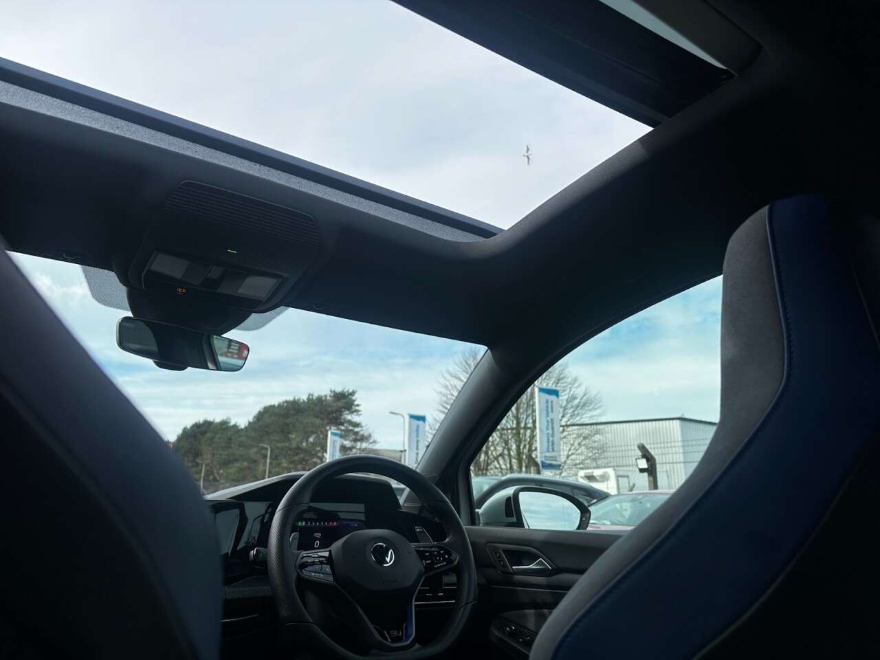 2023 VOLKSWAGEN GOLF 2023 VOLKSWAGEN GOLF