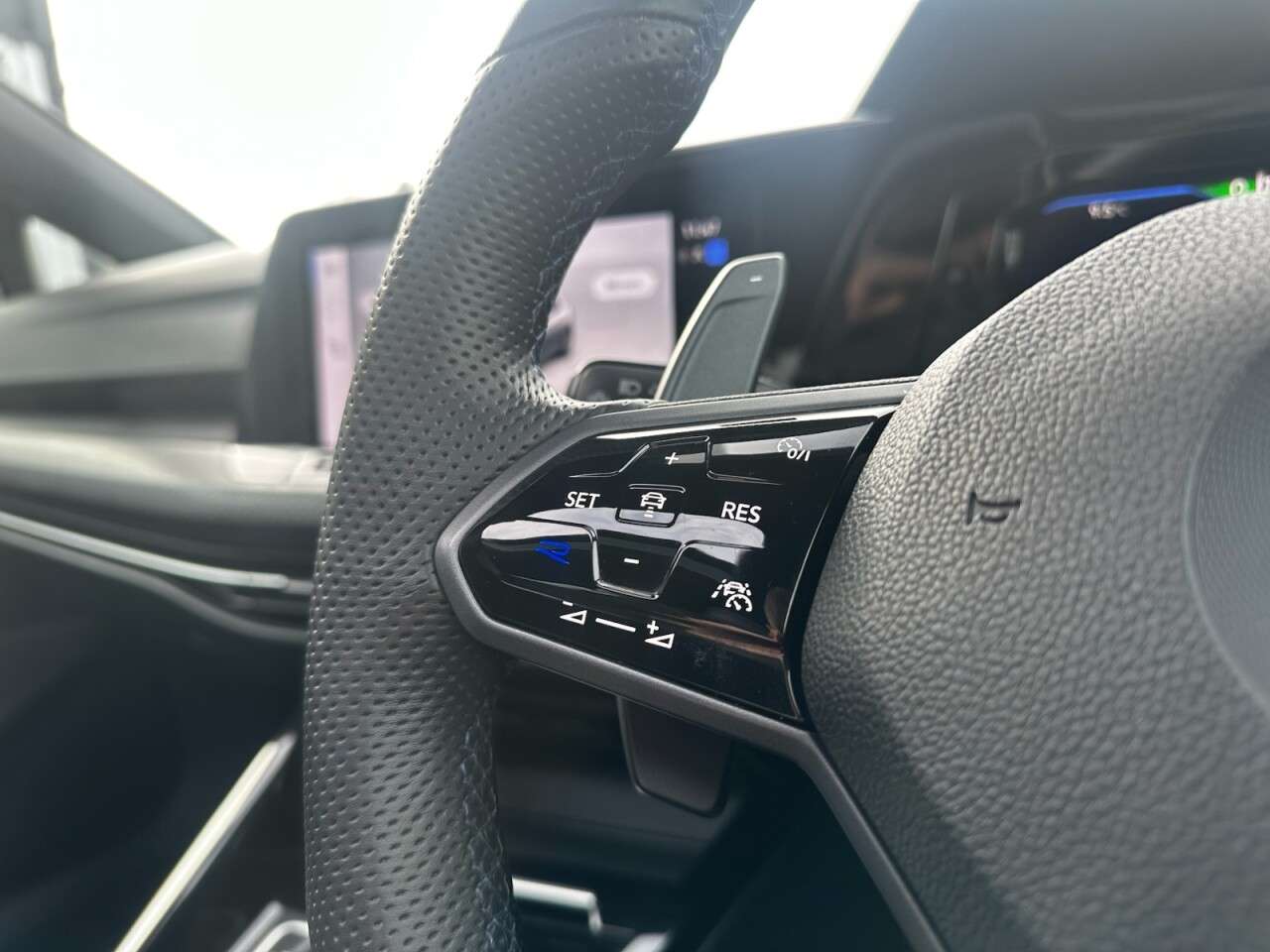 2023 VOLKSWAGEN GOLF 2023 VOLKSWAGEN GOLF