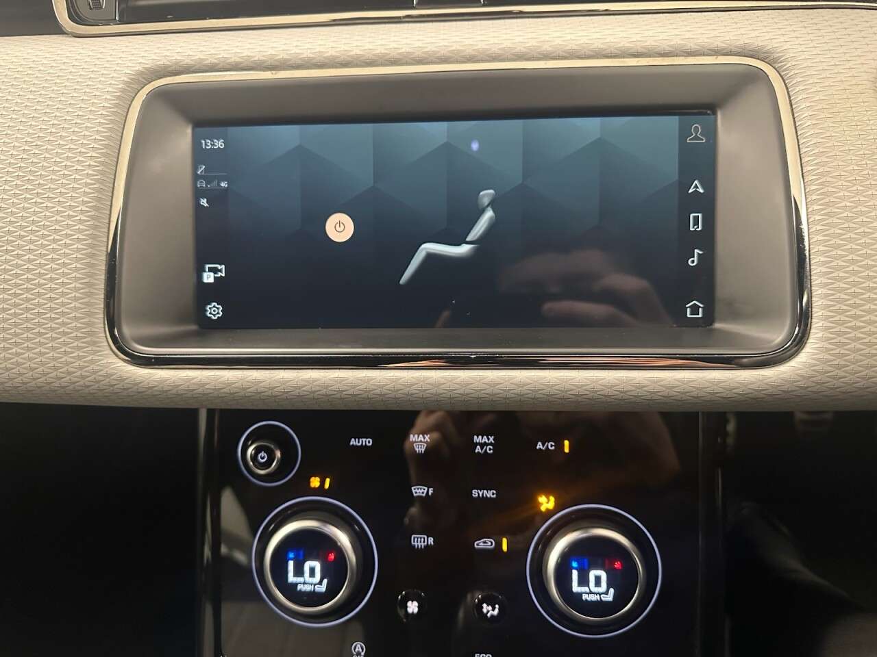 2022 LAND ROVER RANGE ROVER EVOQUE 2022 LAND ROVER RANGE ROVER EVOQUE