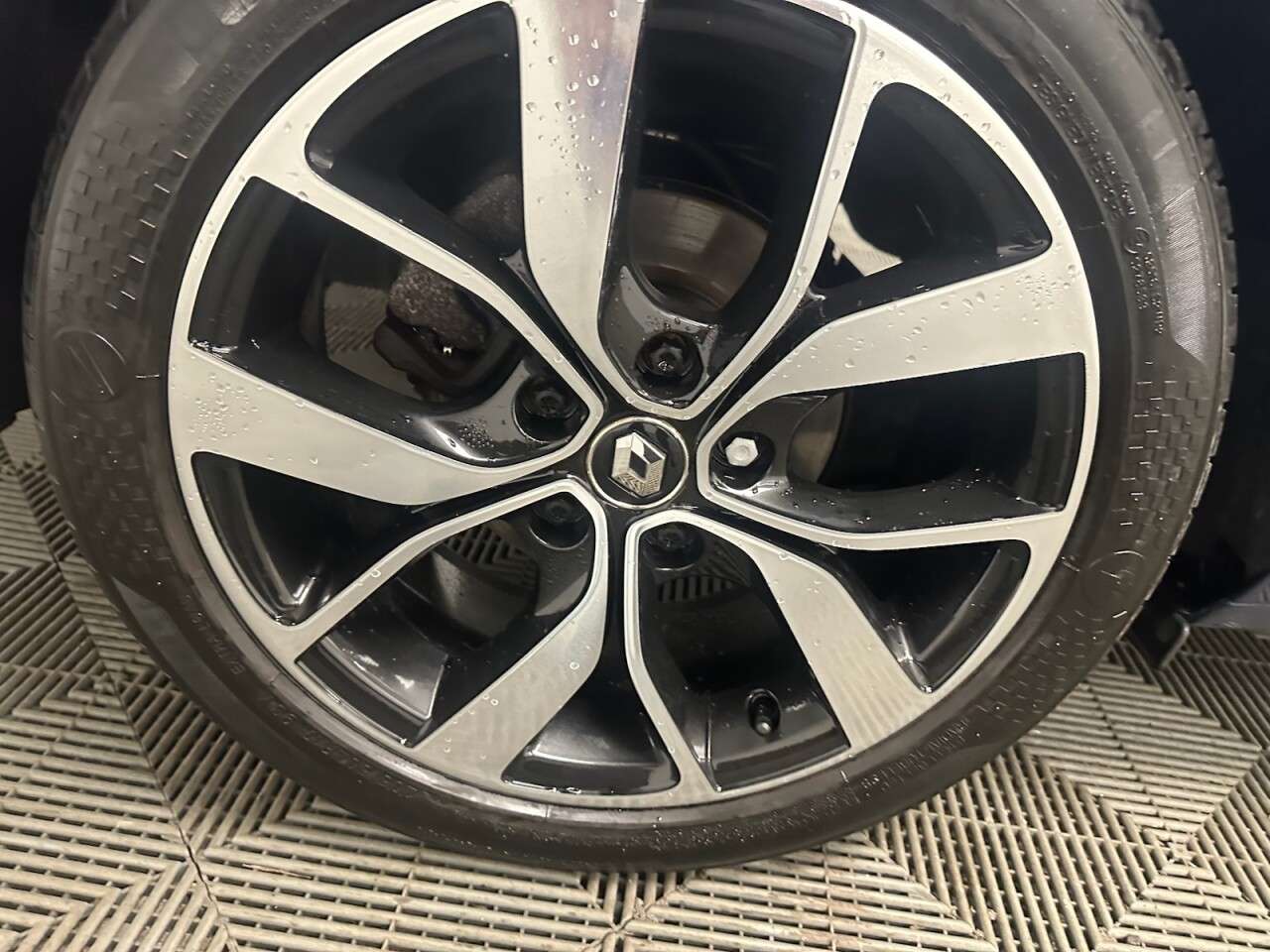 2019 RENAULT MEGANE 2019 RENAULT MEGANE